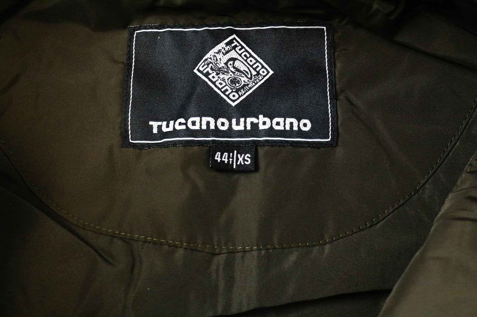 TUCANO URBANO Gomez moteriška striukė XS, žalia, motociklininkų siūloma šiluminė striukė su paminkštinimu ir vėjui nepraleidžiančia striuke. 