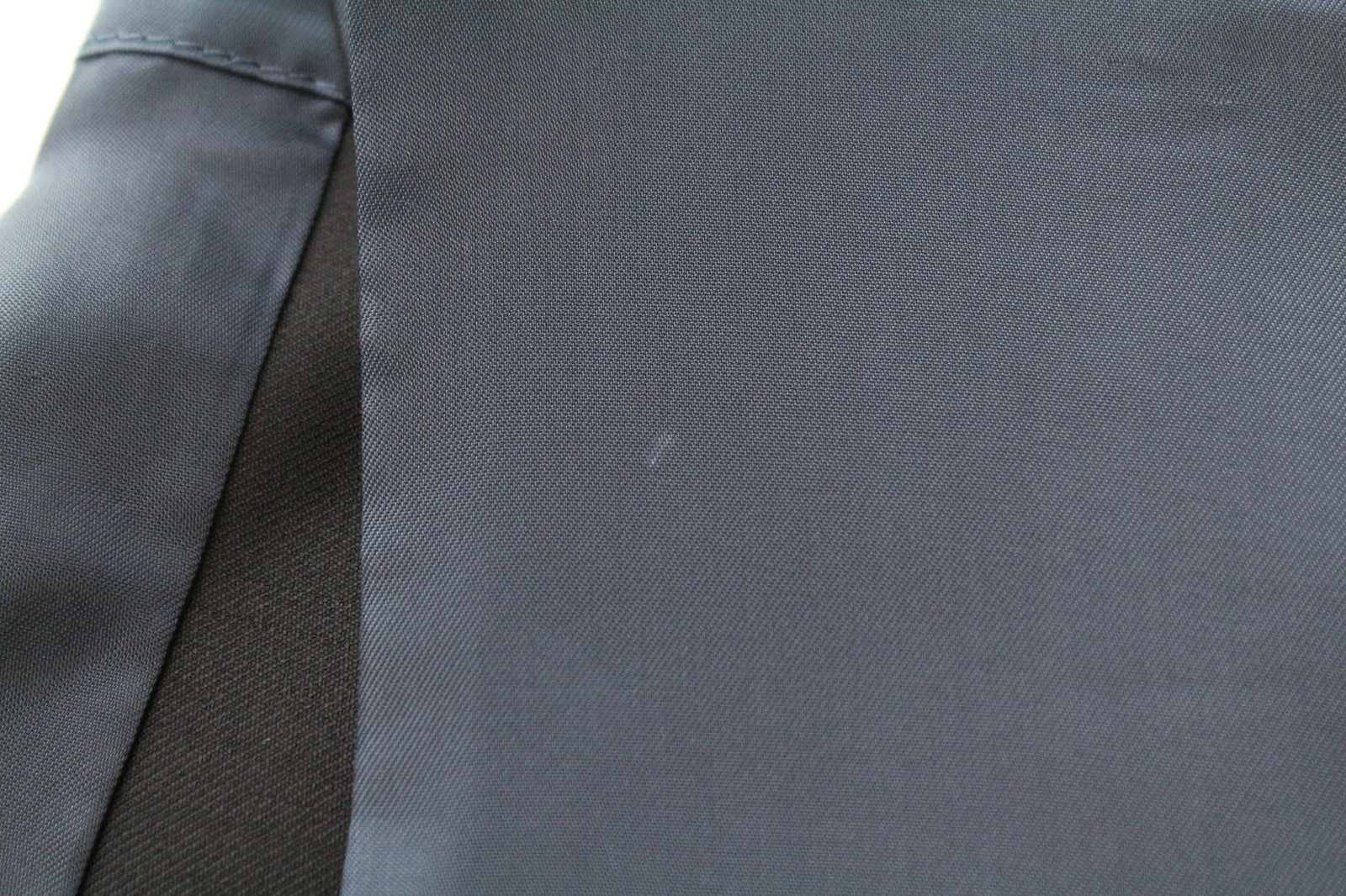 SUITSUPPLY Ferrara vyriška liemenė, UK38L, mėlyna, vilnonė, plona, ​​V formos iškirpte, klasikinio kirpimo 