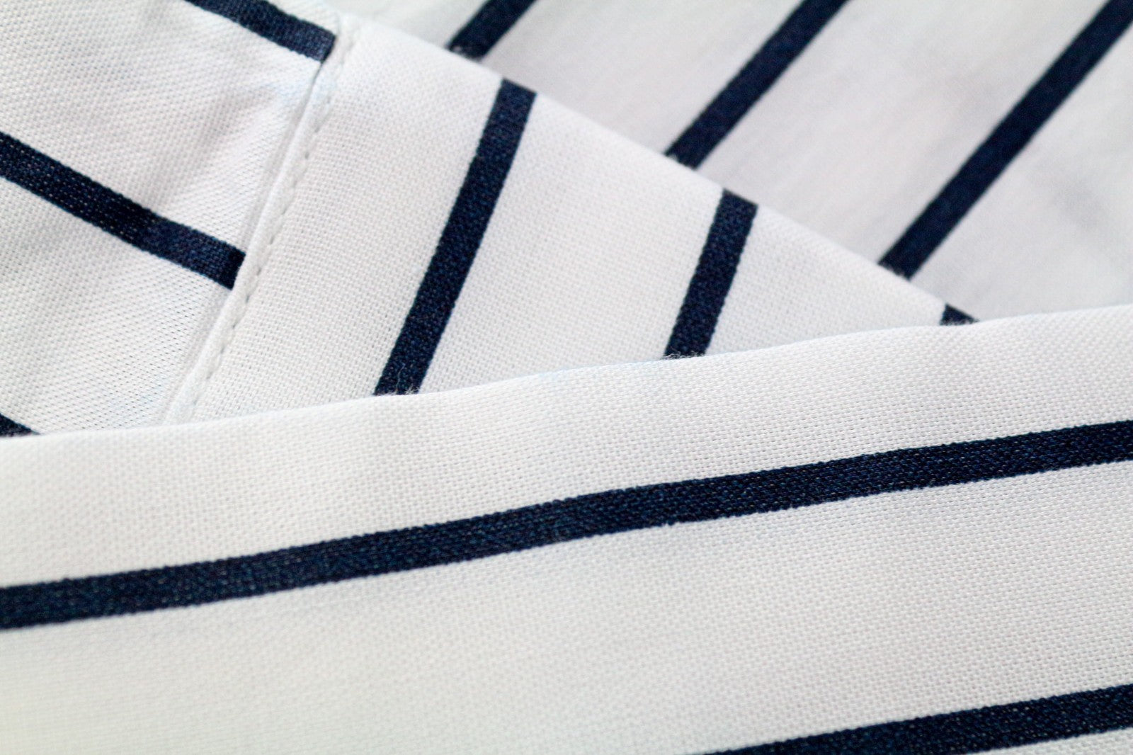 SCOTCH & SODA Men's Shirt M White Pinstriped Cotton Asymmetrical Long Fit