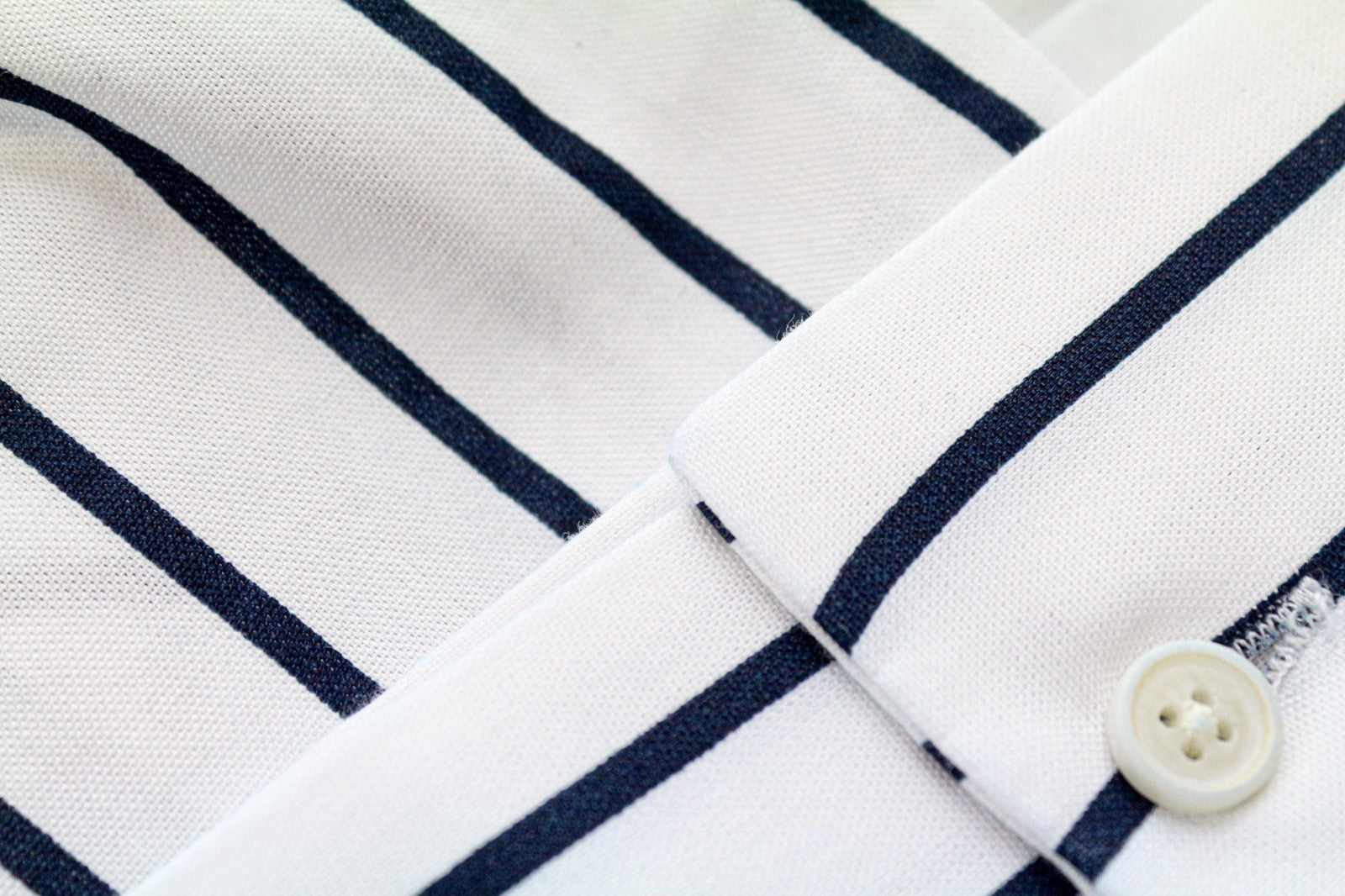 SCOTCH & SODA Men's Shirt M White Pinstriped Cotton Asymmetrical Long Fit