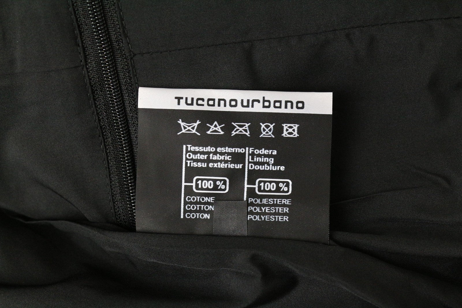 TUCANO URBANO Queen moteriška IT42 juoda vaškuota grynos medvilnės vėjui nepralaidi striukė 