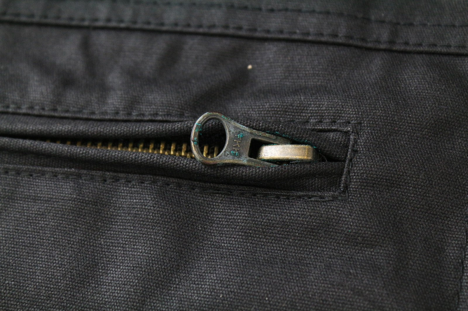 TUCANO URBANO Queen moteriška IT42 juoda vaškuota grynos medvilnės vėjui nepralaidi striukė 