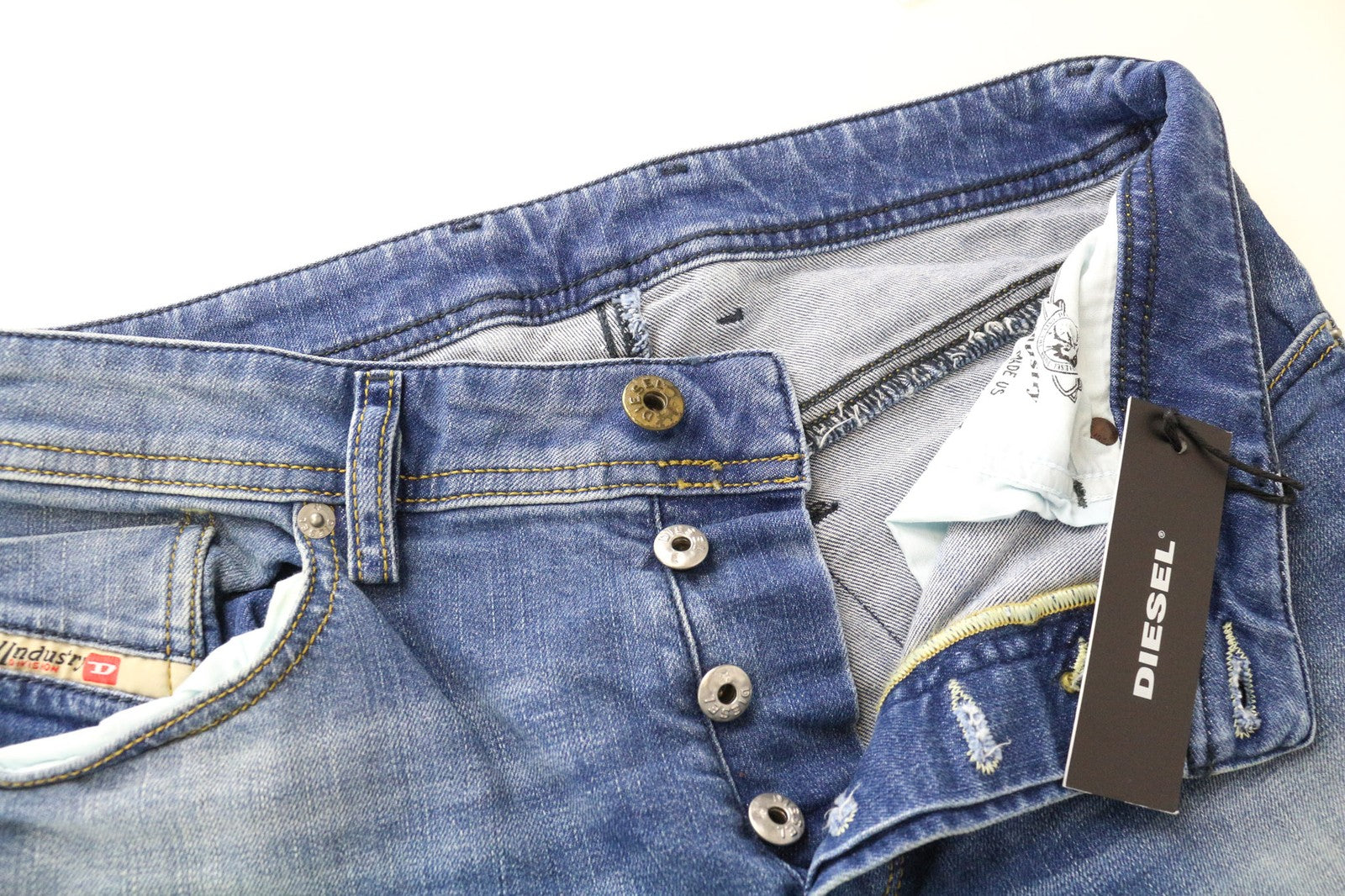 DIESEL Men Jeans W28 Straight Fit Washed Blue 5-Pocket Button Casual