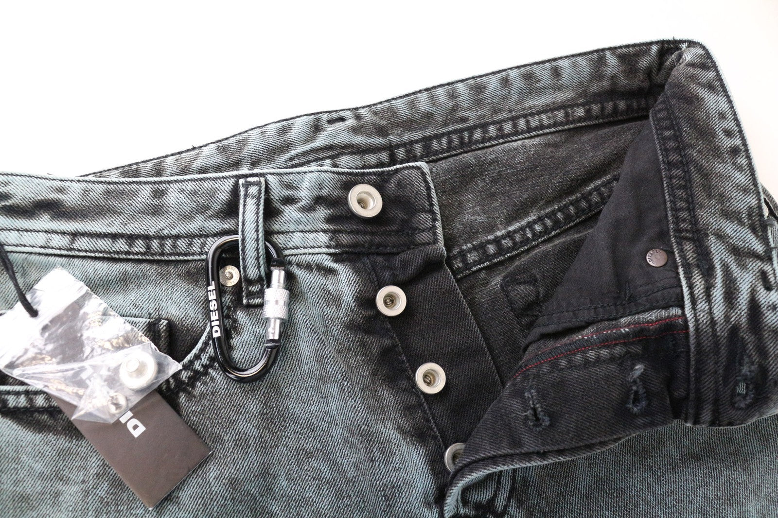 DIESEL D-Buster-CO 0TATP Men Jeans W27 Slim Fit Pure Cotton Blue Grey Wash