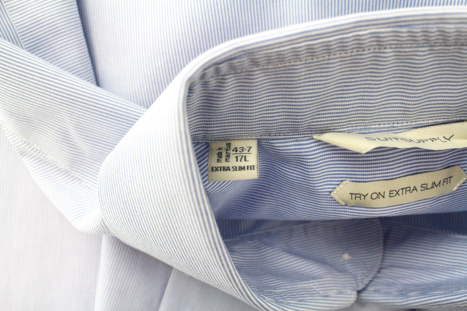 SUITSUPPLY Men's Formal Shirt 43.7/17L Blue Striped Cotton Extra Slim Cutaway