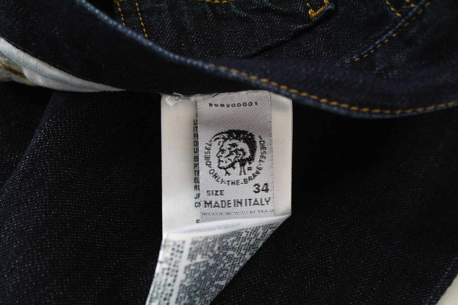 DIESEL Mharky 0091J Men's Jeans W34 Slim Fit Pure Cotton Dark Blue Five Pocket