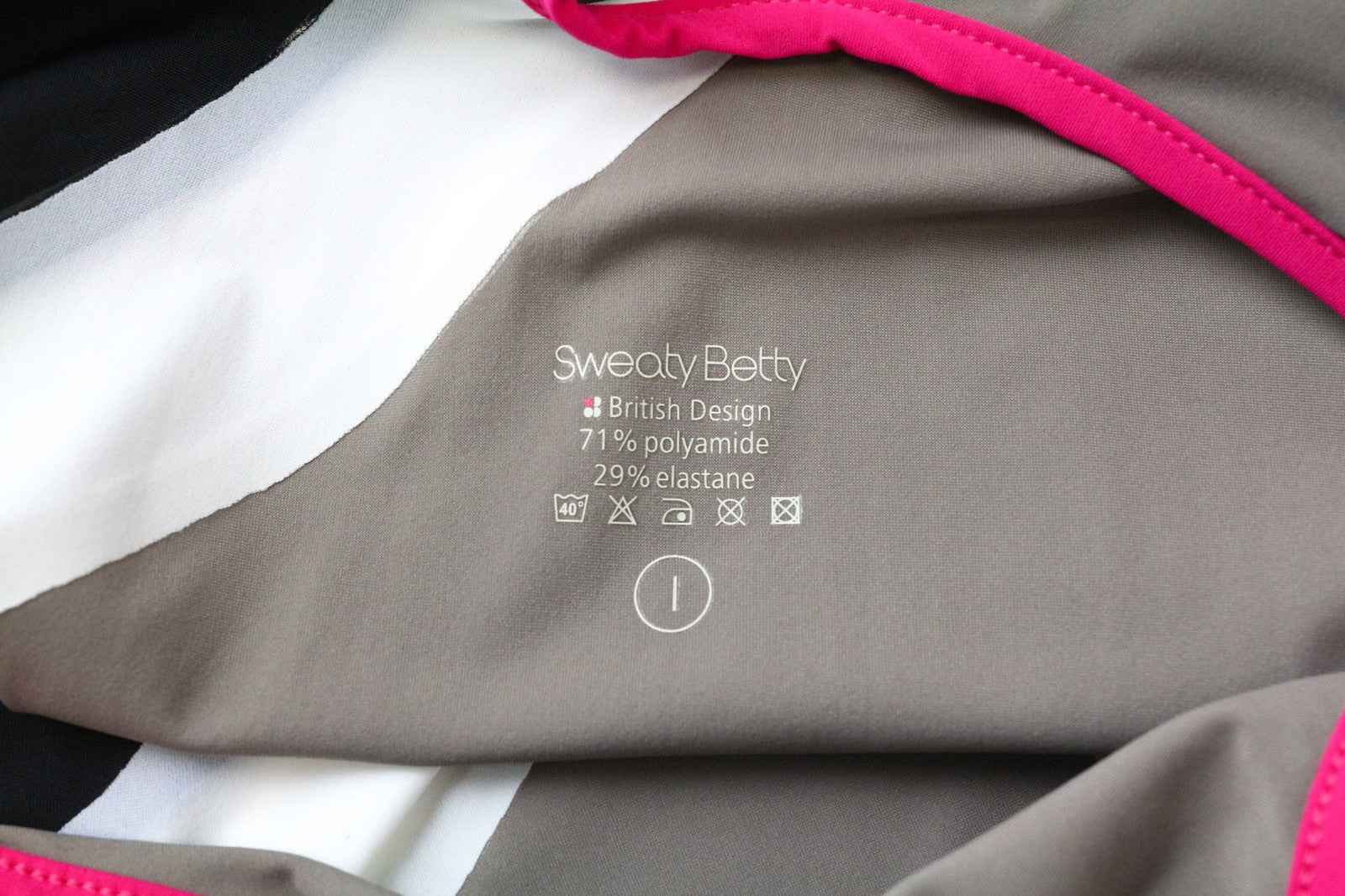 SWEATY BETTY Race Overvest Women's Gym Top L Brown Sleeveless Training Pullover