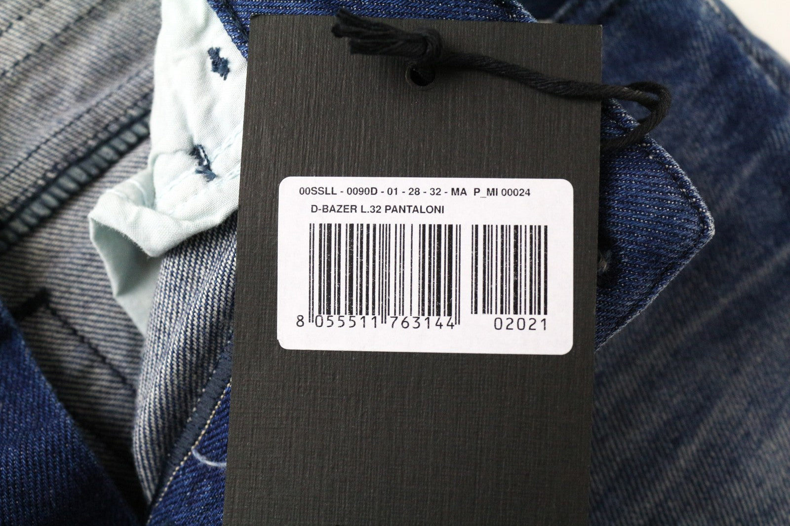 DIESEL D-Bazer 0090D Men's Jeans W28/L32 Washed Blue Cotton Tapered Fit Pants