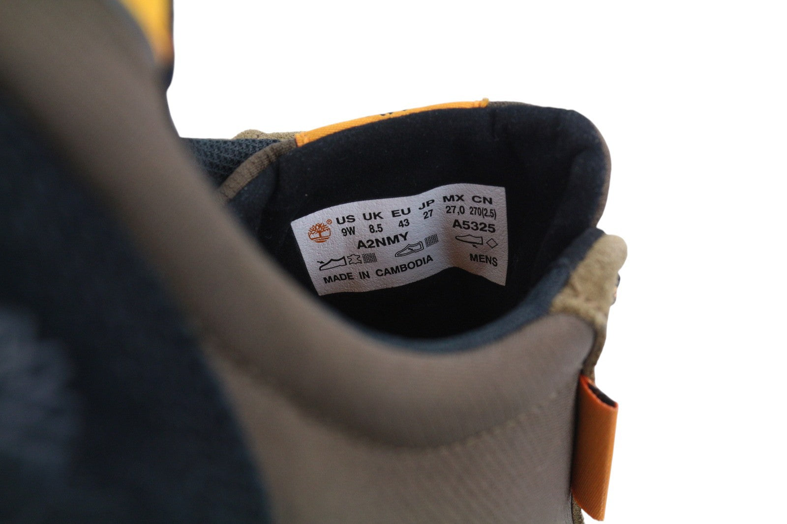 TIMBERLAND A2NMY Men Sneakers EU43 Brown Almond Toe Low Top Ortholite ReBOTL