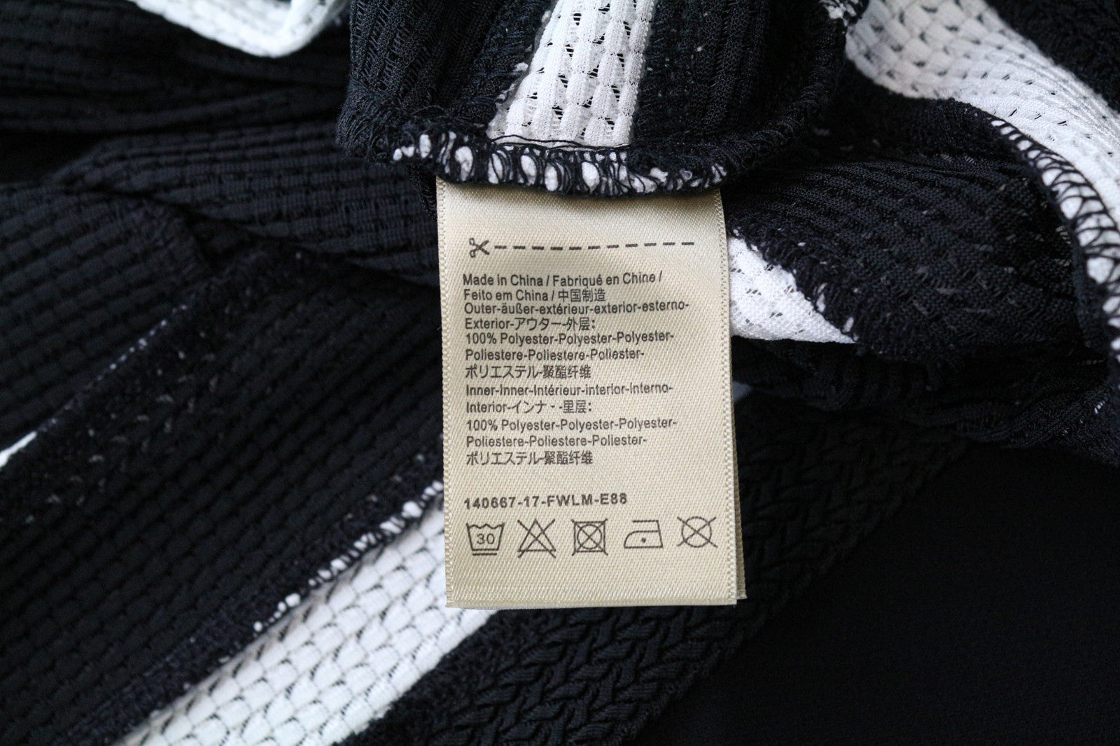 MAISON SCOTCH Women's Dress M Black V-Neck Short Sleeve Casual Lined Short