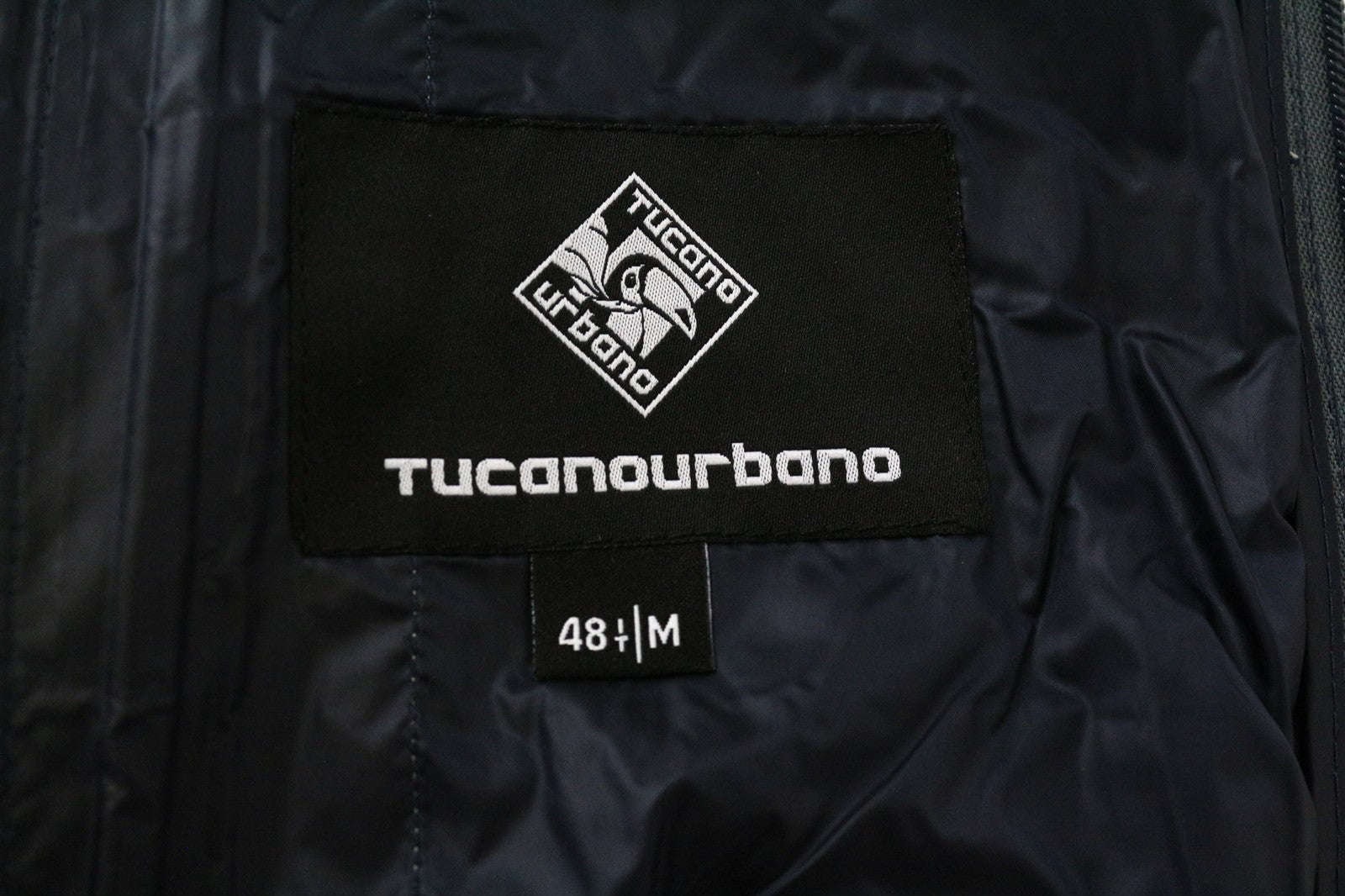 TUCANO URBANO Lot Pack Men's Grey Jacket M Thermal Lined Zipped Windbreaker