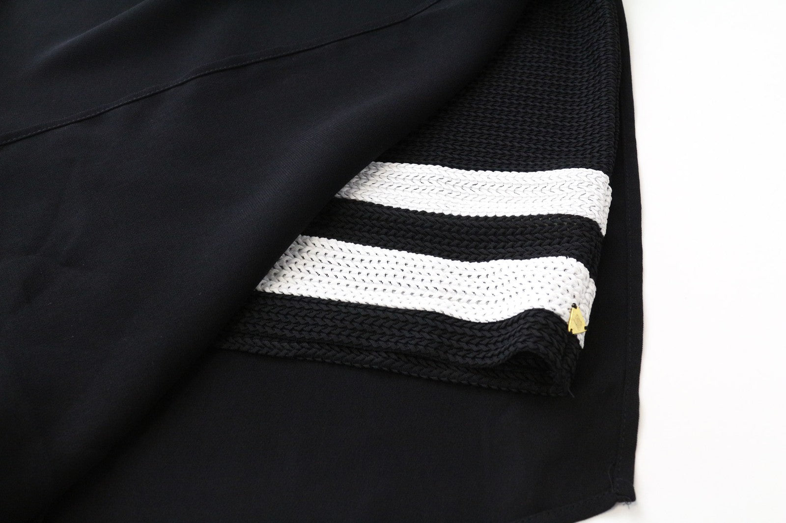 MAISON SCOTCH Women's Black S Short Sleeve Lined 2in1 Dress V-Neck