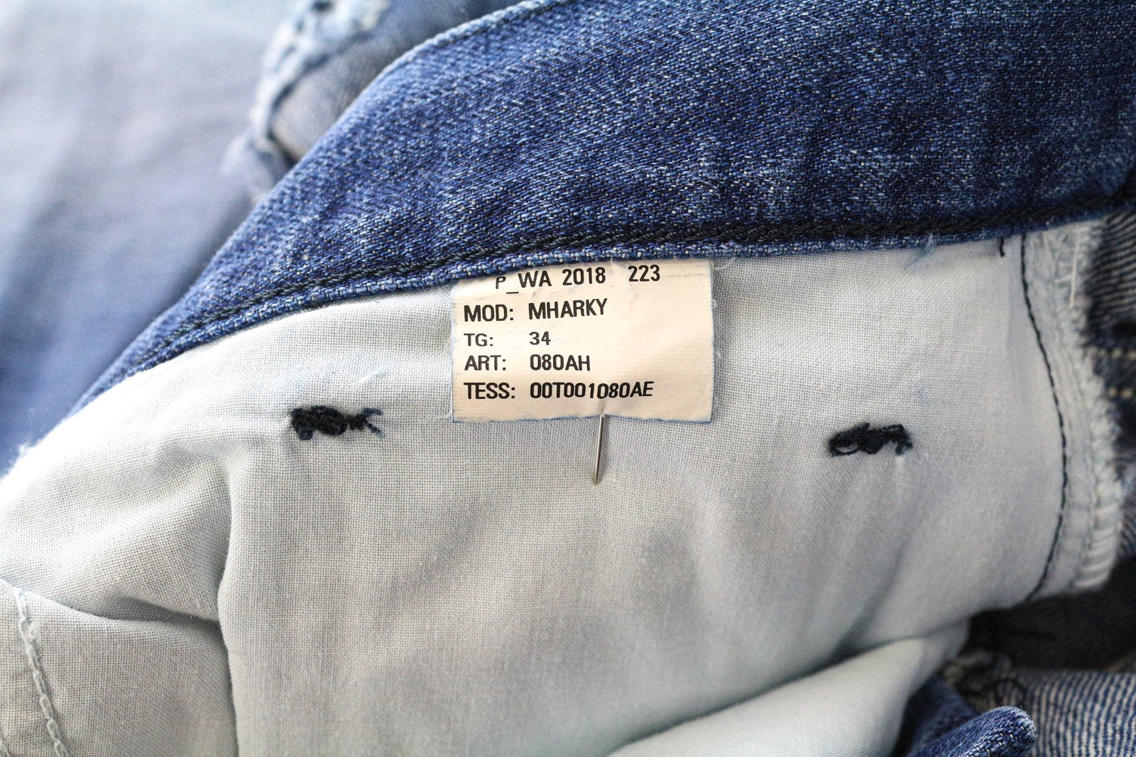 DIESEL Mharky 080AH Men's W34 Slim Distressed Blue Washed Cotton Jeans