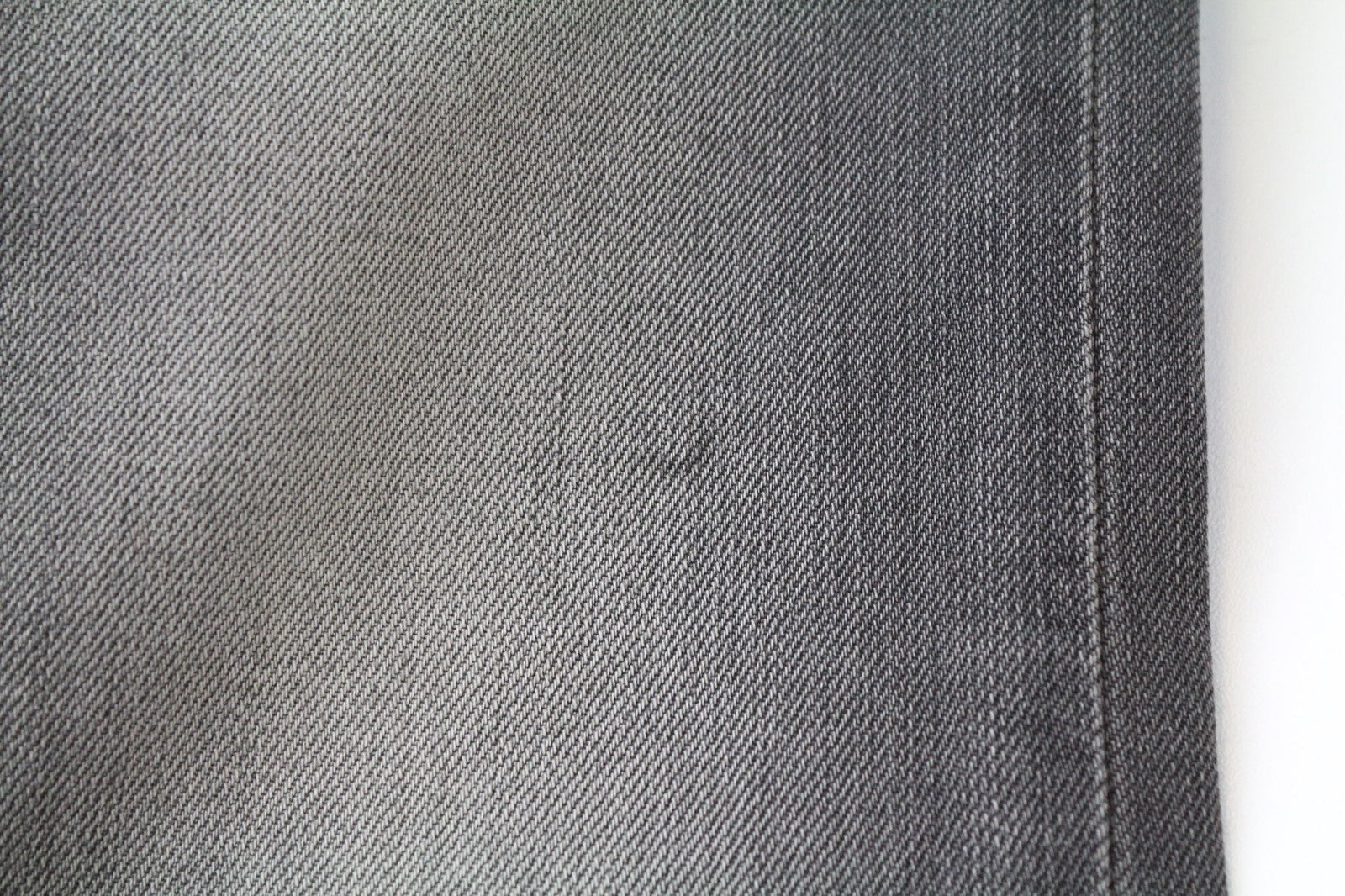 DIESEL D.N.A. Tepphar 0674U Men's Slim W31/L34 Carrot Fit Grey Cotton Jeans