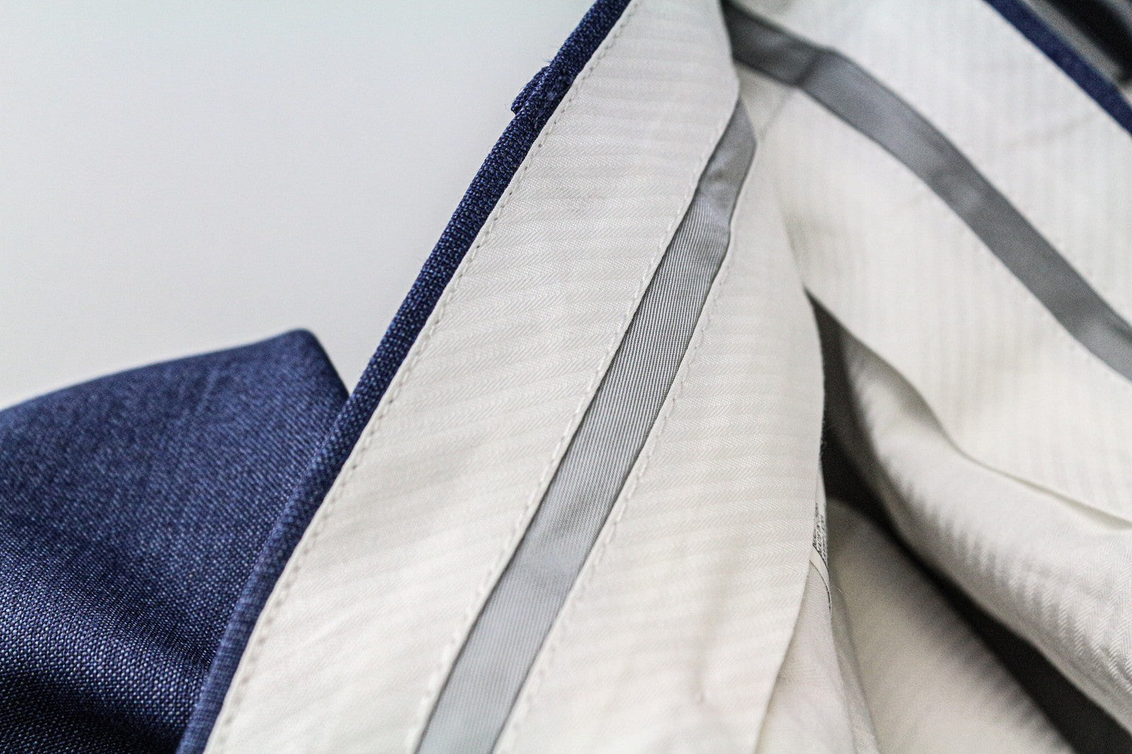 SUITSUPPLY Brescia Men's Slim UK42L Blue Wool Pleated Formal Lined Trousers