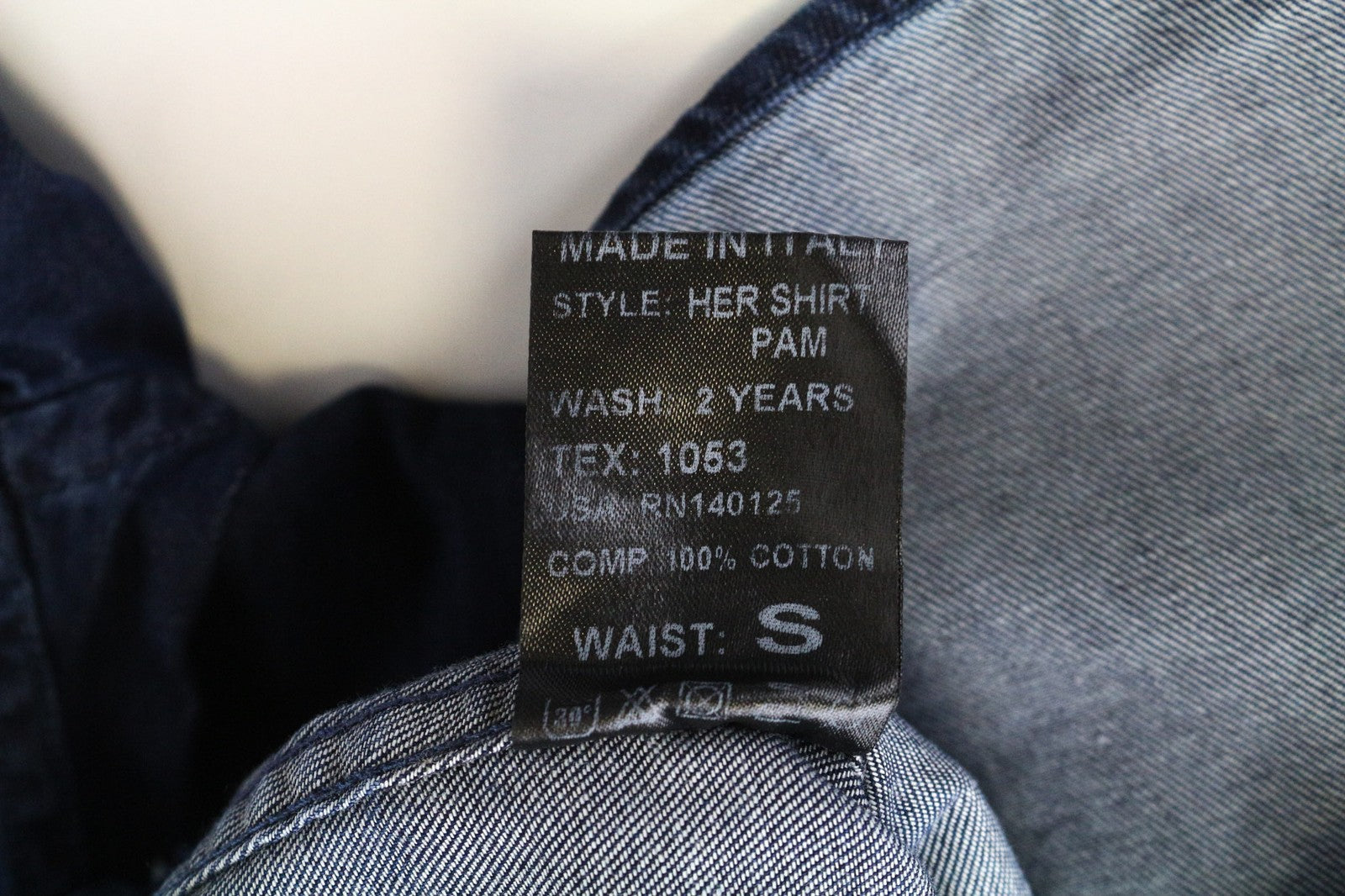 GOOD GENES Women's Shirt S Blue Washed Denim Cotton Button-Up Long Sleeve