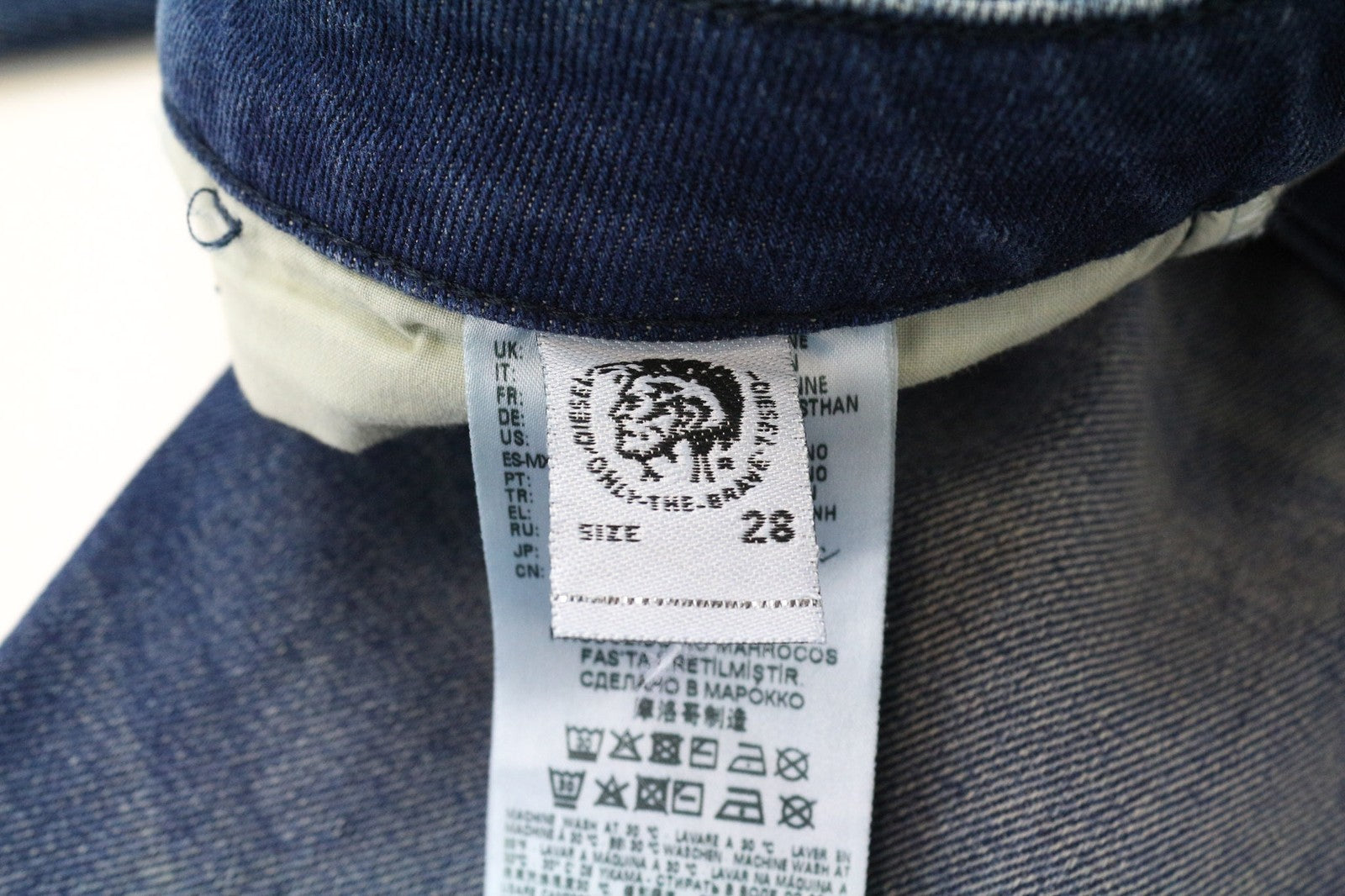 DIESEL D-Bazer 0090D Men's Jeans W28/L32 Blue Cotton Stretch Washed Tapered