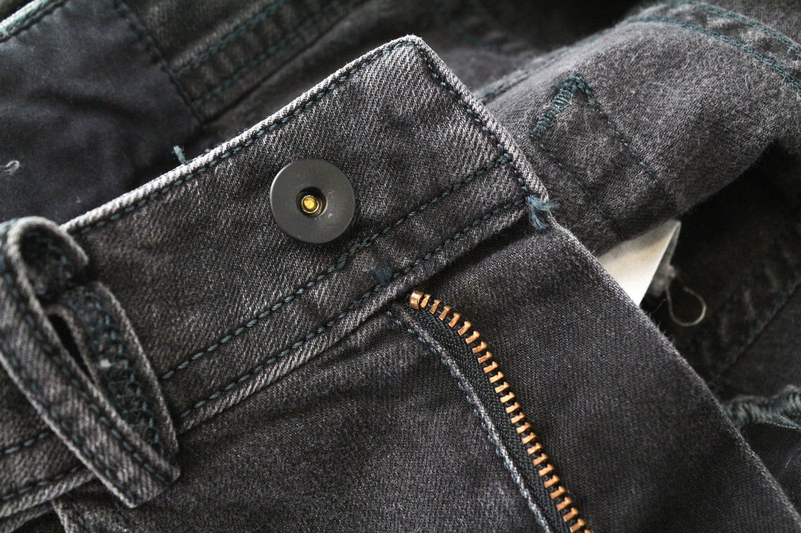 DIESEL Thommer 069BH Men's Jeans W28/L32 Slim Washed Grey Cotton Stretch