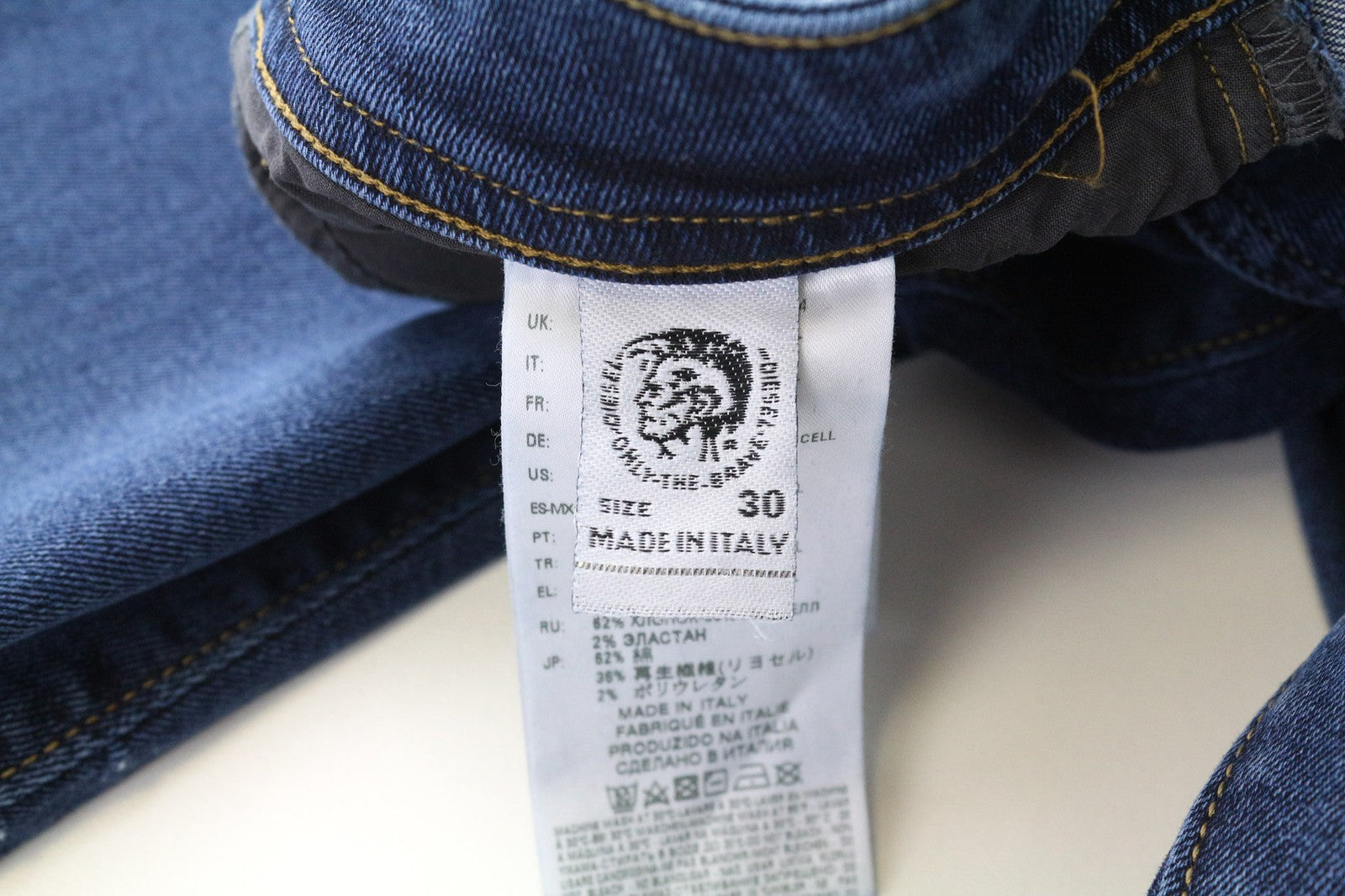 DIESEL Buster 084SJ Men's Jeans W30/L30 Slim Blue Cotton Stretch Tapered Cut