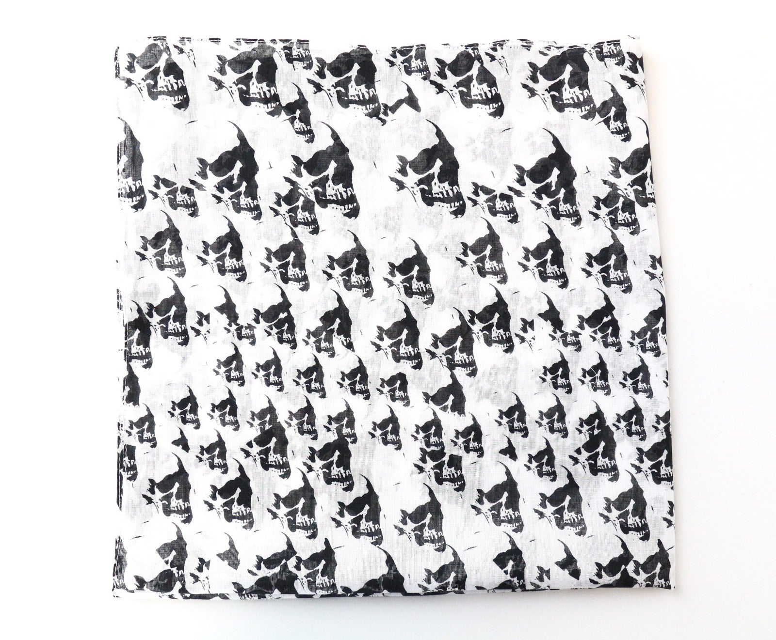 JOHN RICHMOND Men's Scarf OS White Skull Pattern Cotton Pocket Square