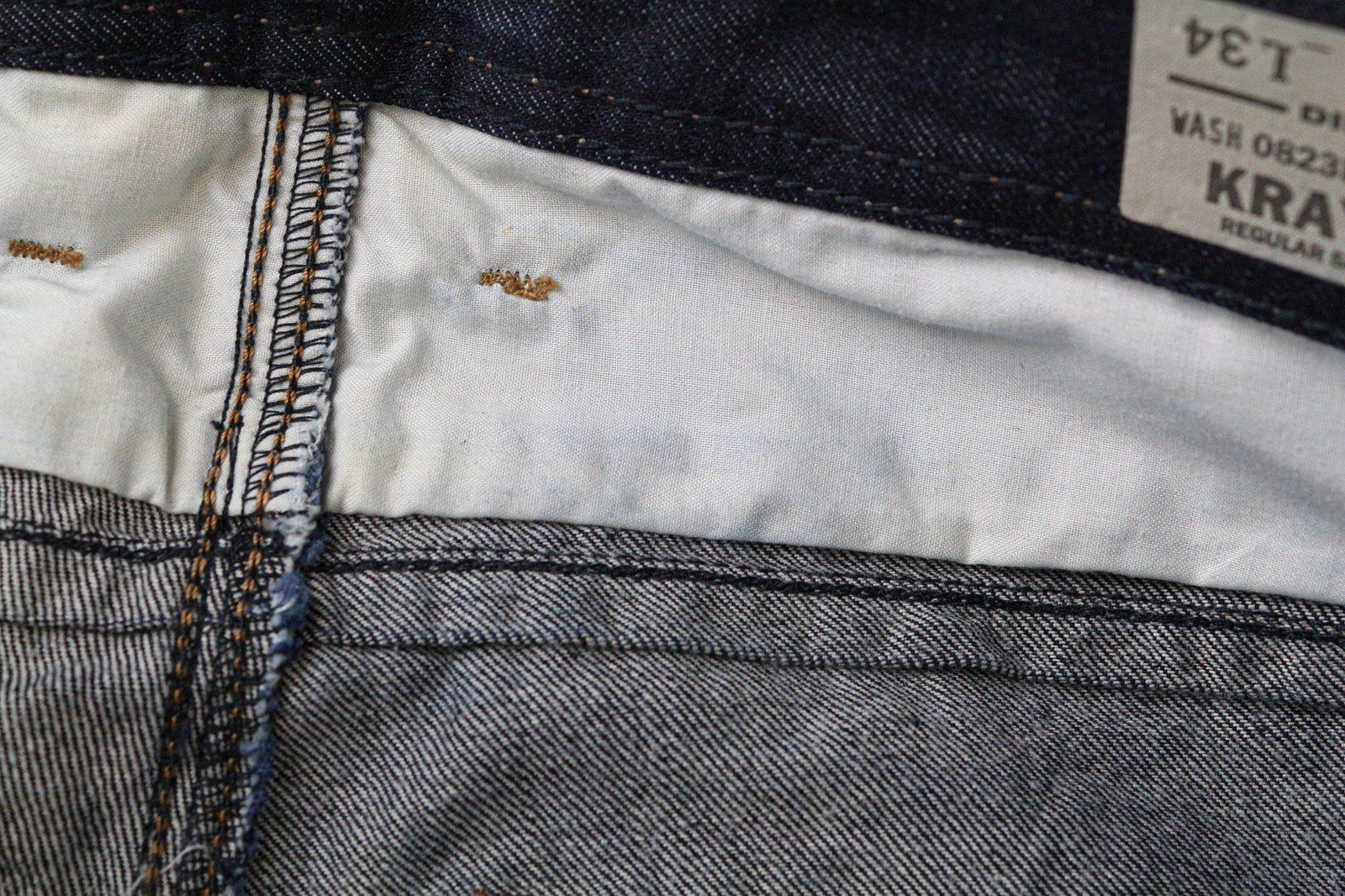 DIESEL Krayver 0823K Men's Slim Carrot Jeans W28/L34 Blue Pure Cotton Denim