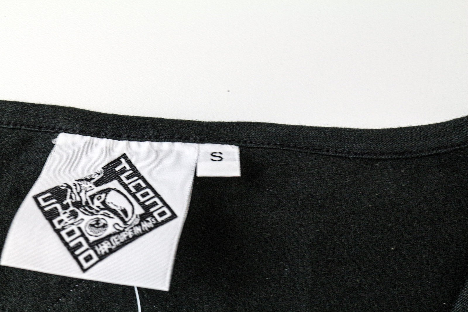 TUCANO URBANO T-TU Lady Women's Tee S Black Long Sleeve V-Neck Cotton