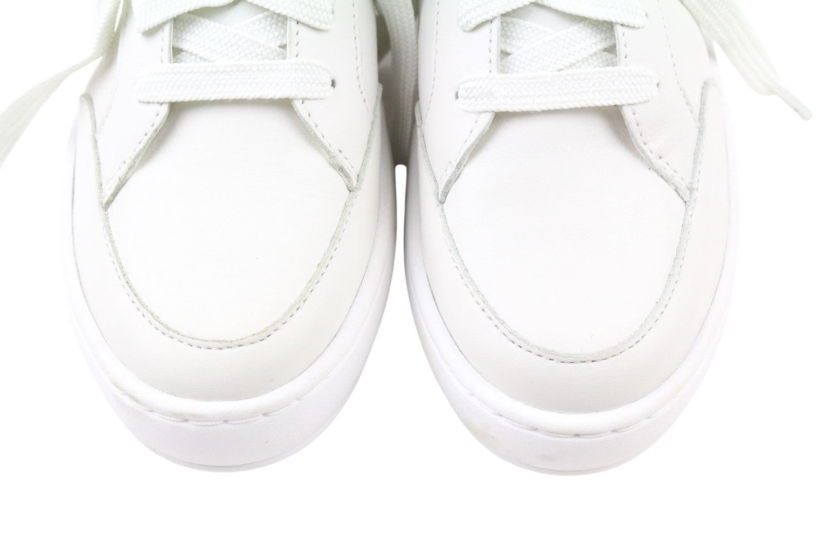 TIMBERLAND A1ZXC Women's Sneakers UK4.5 Light Leather Almond Toe Strap