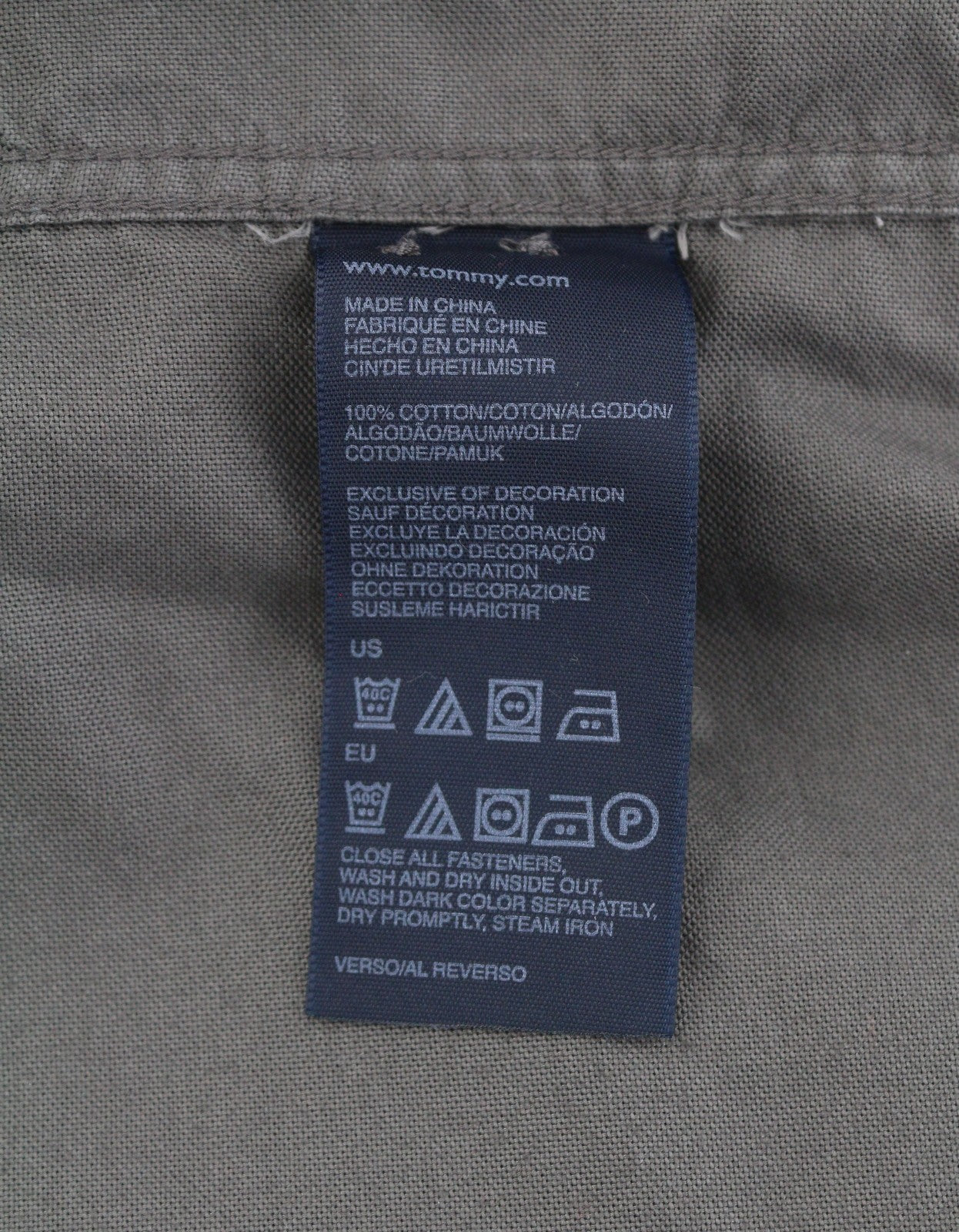 TOMMY HILFIGER New York Fit Men Shirt L Dark Grey Button-Down Neck Logo Casual