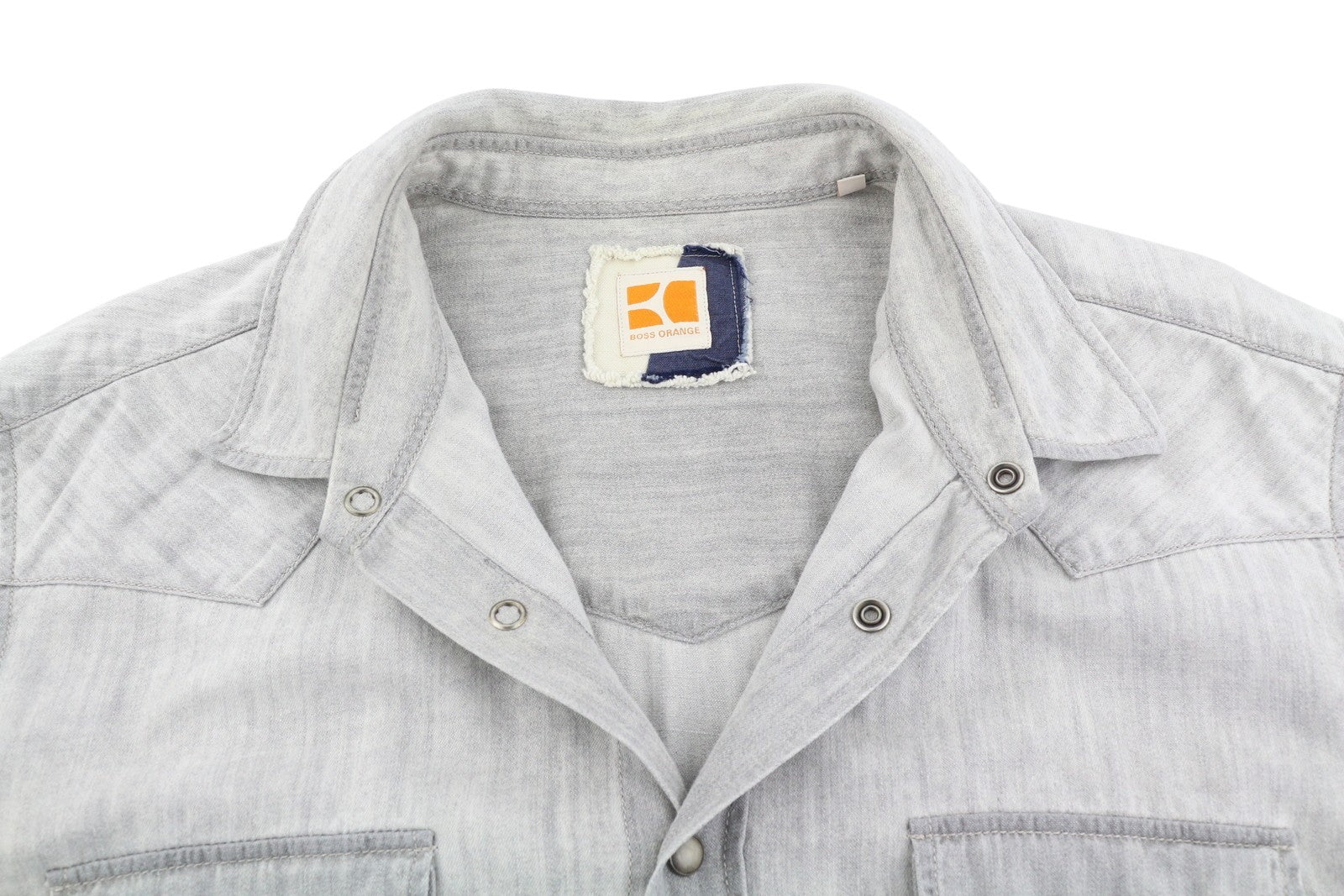 HUGO BOSS EdaE Men Shirt L Light Grey Faded Snap Buttons Spread Neck Western