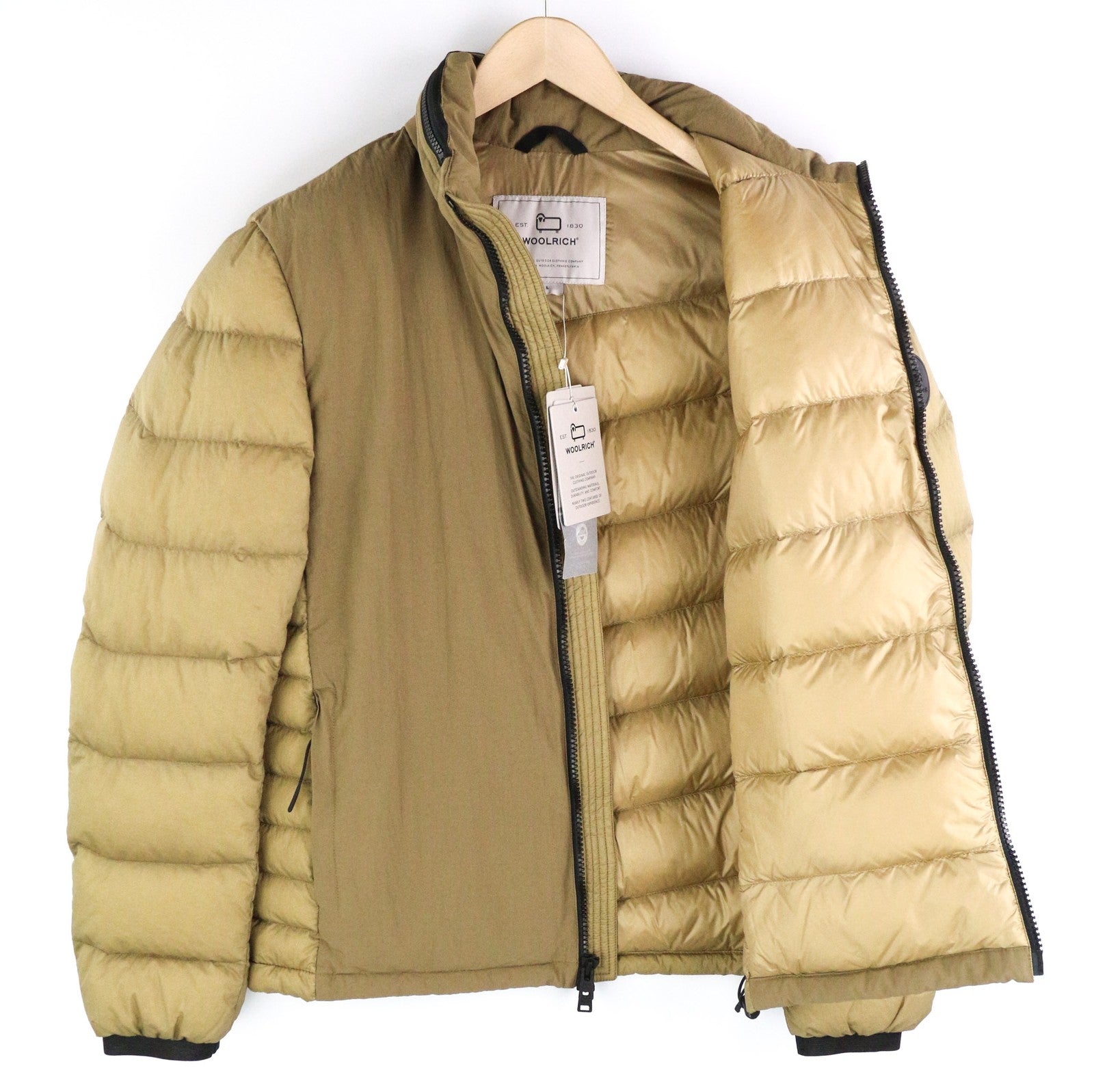 WOOLRICH Chevron Crinkle Down Men's Jacket L Zip Pockets Lined Hood Padded