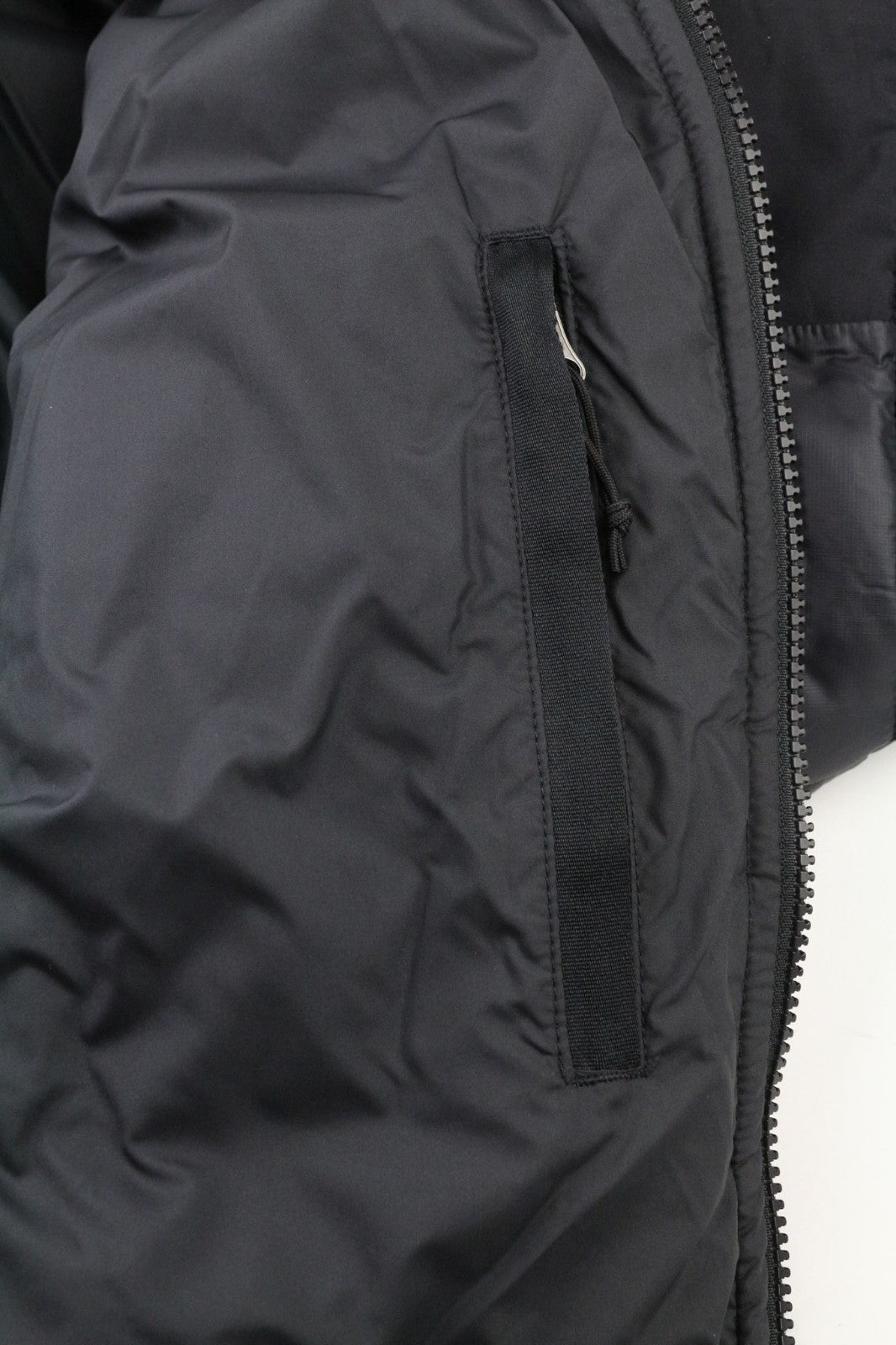 THE NORTH FACE Women's L Black Puffer Jacket Lined Zip High Neck Logo Detail