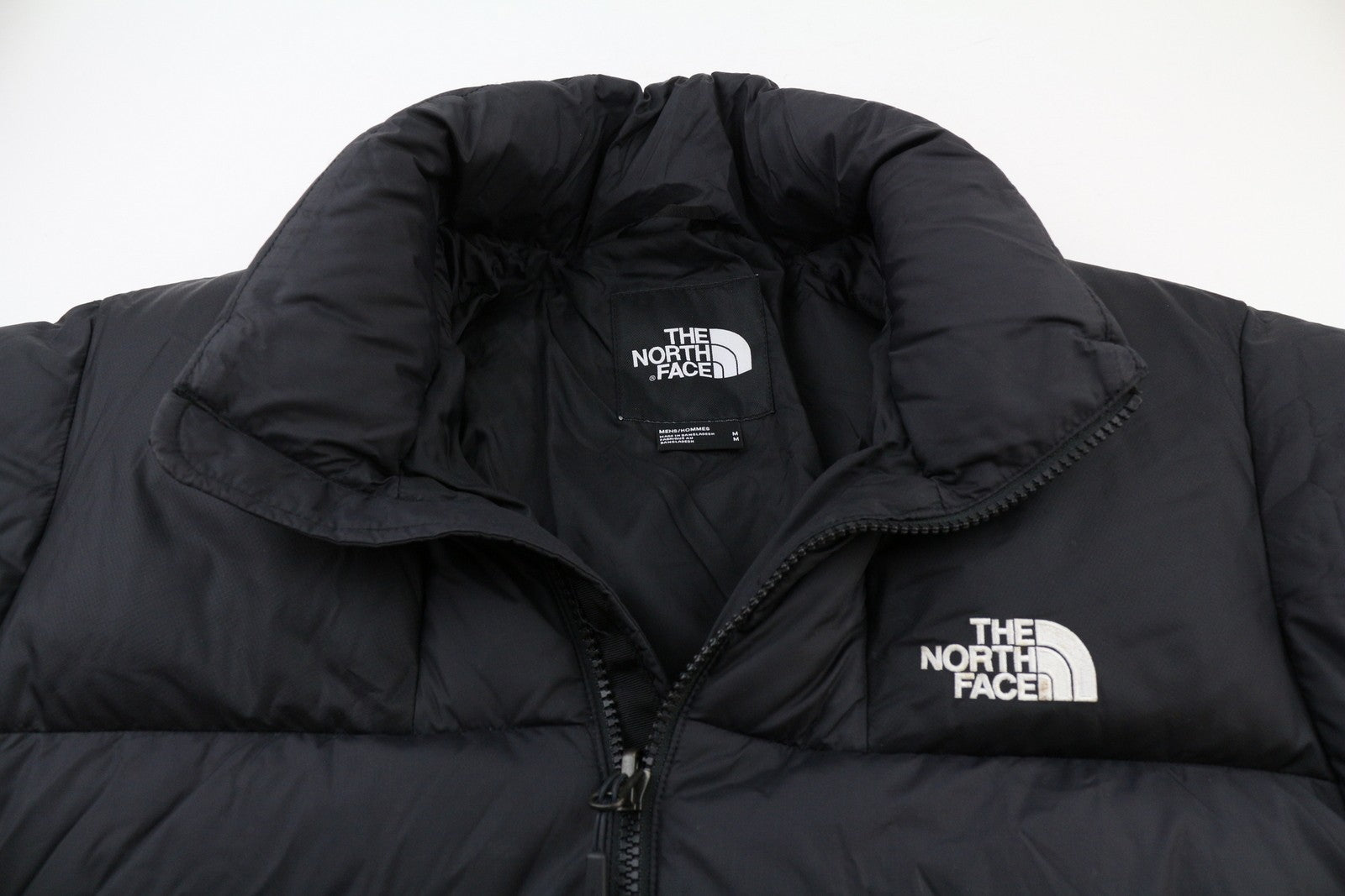 THE NORTH FACE Massif Down Men's M Padded Insulated Jacket Black High Neck Zip