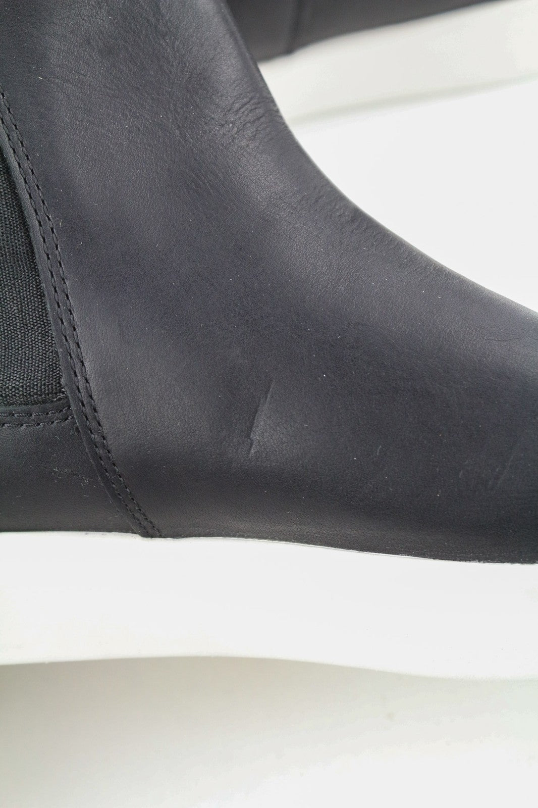 TIMBERLAND A2FUS Women's Black Mid Top Leather Boots EU40 UK7 Almond Toe ReBOTL