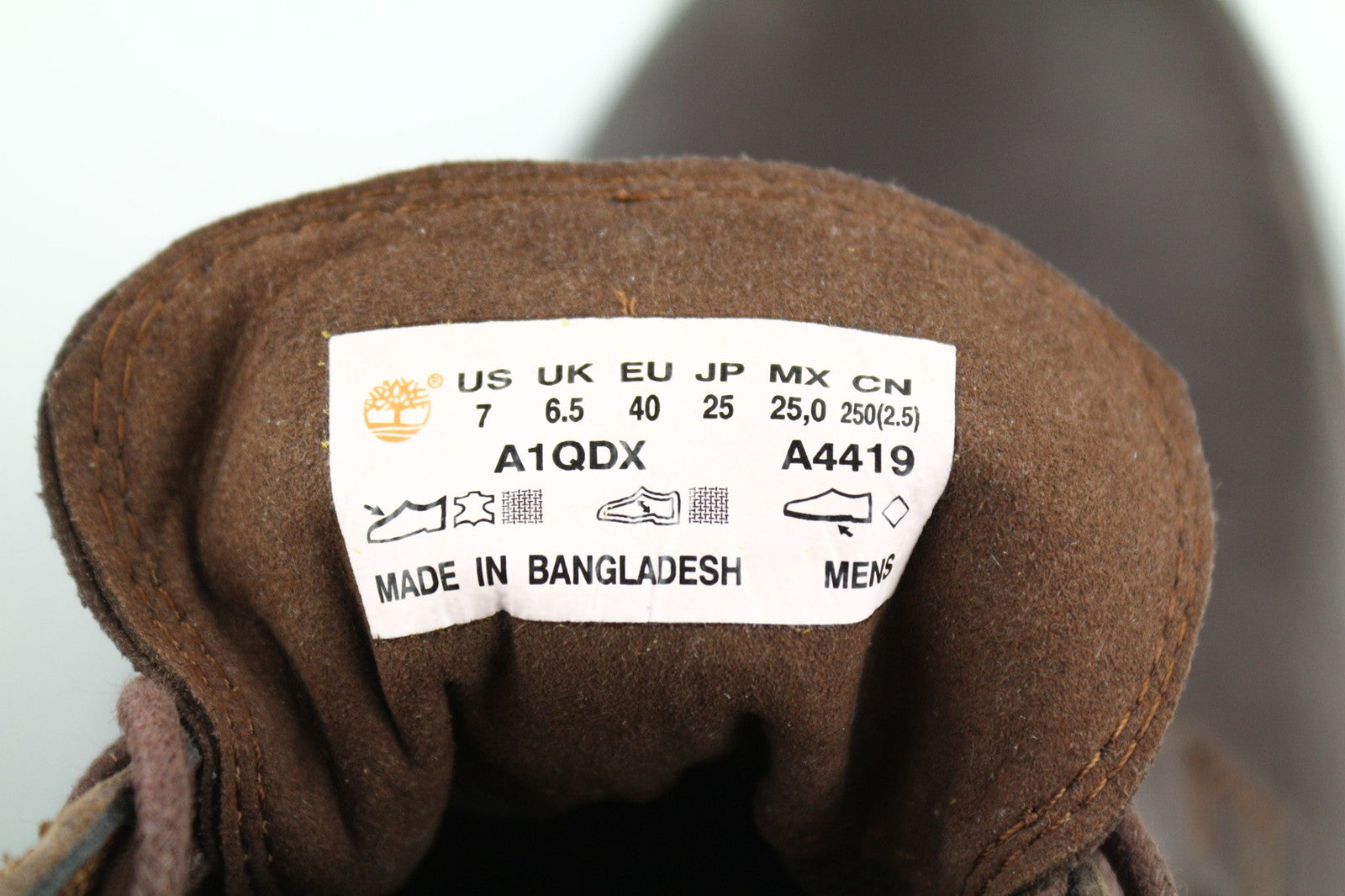 TIMBERLAND A1QDX Men's Brown Boots EU40 UK6.5 Leather Defender Repellent Systems