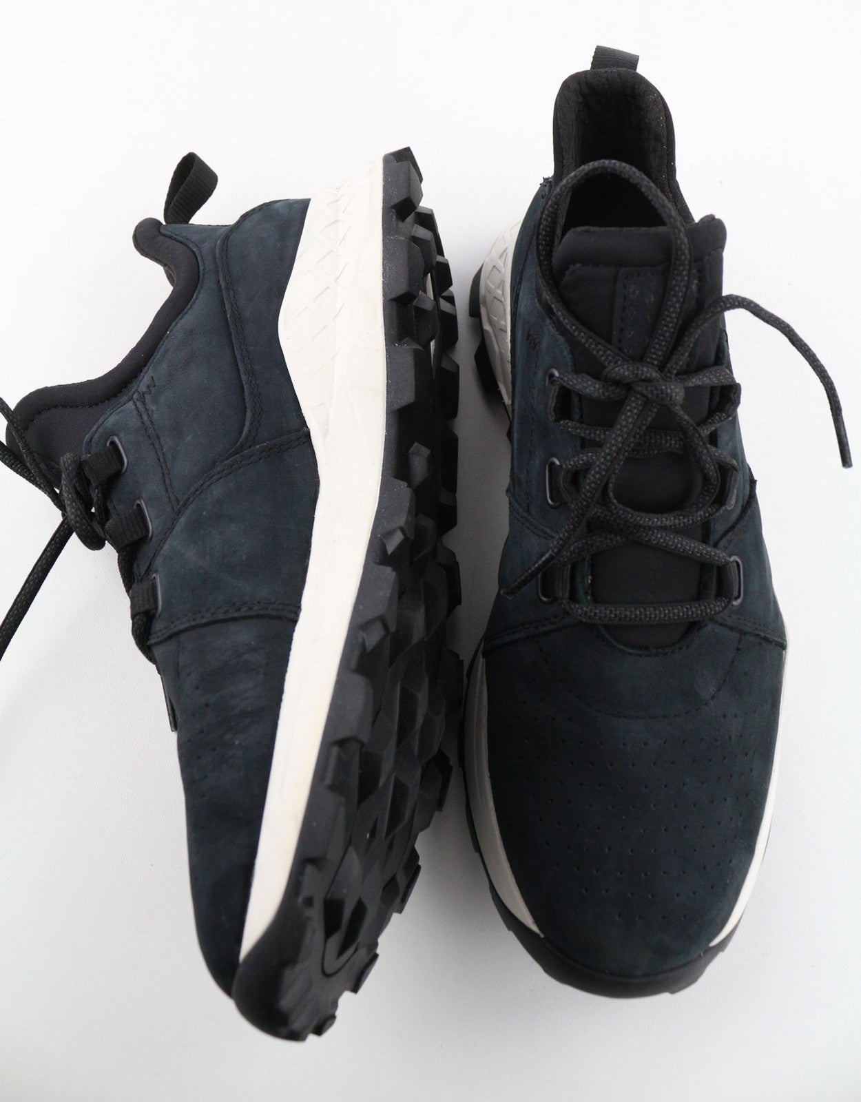 TIMBERLAND A2BBT Men's Sneakers EU41 UK7 Leather Aerocore Defender Repellent