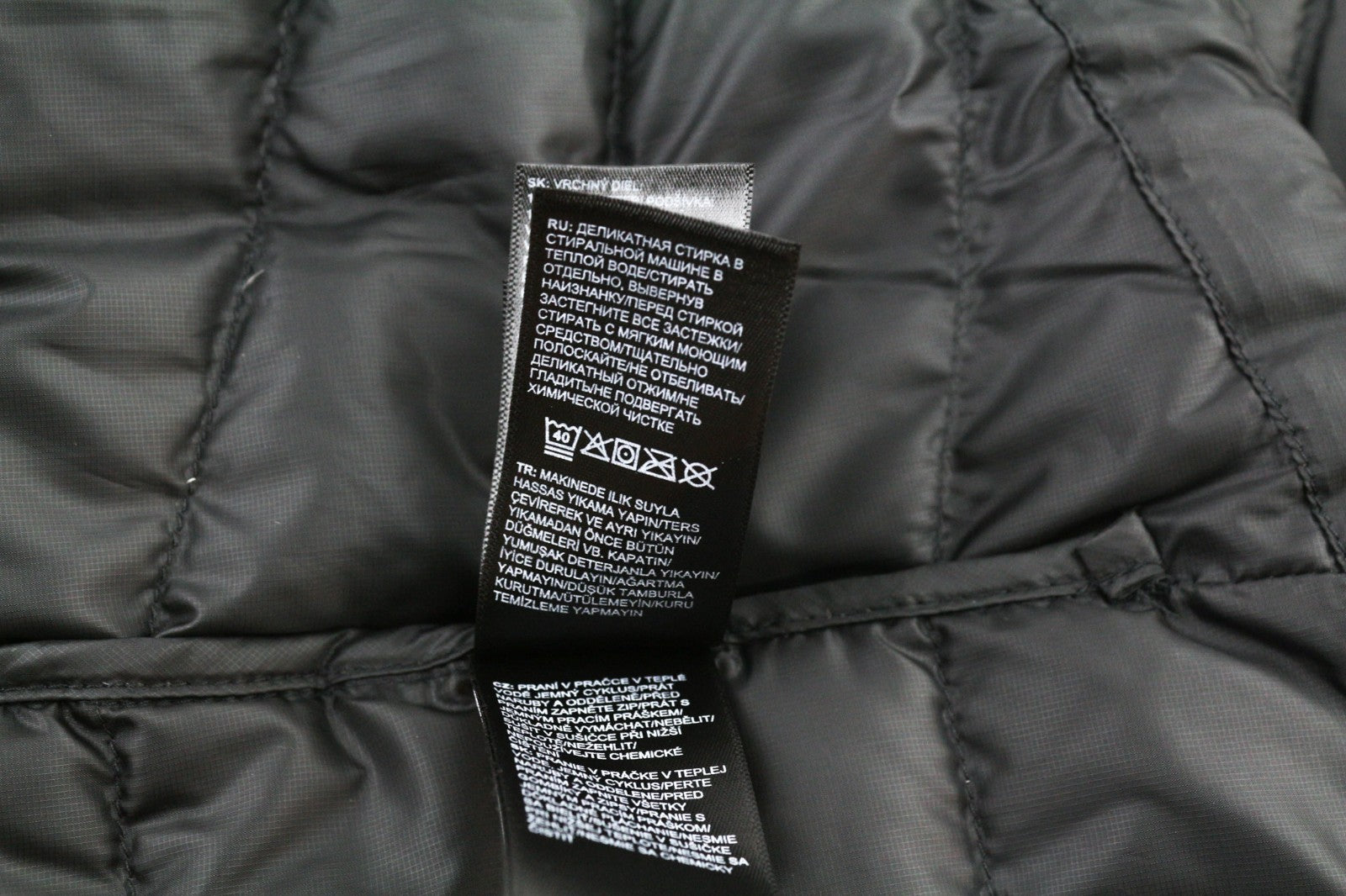 THE NORTH FACE Trevail Men's S 800-Fill Down Jacket Black Lined High Neck Zip