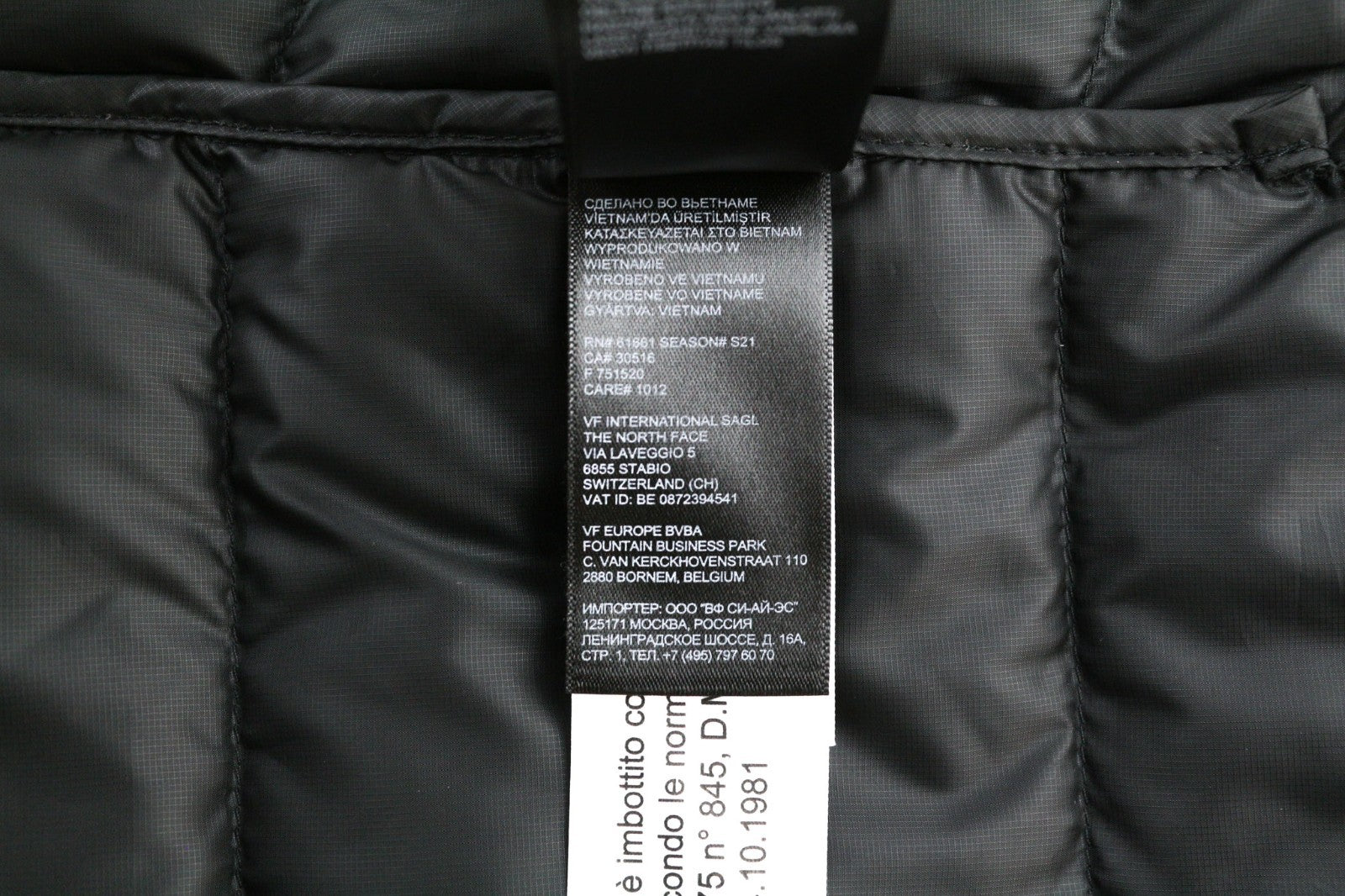 THE NORTH FACE Trevail Men's S 800-Fill Down Jacket Black Lined High Neck Zip