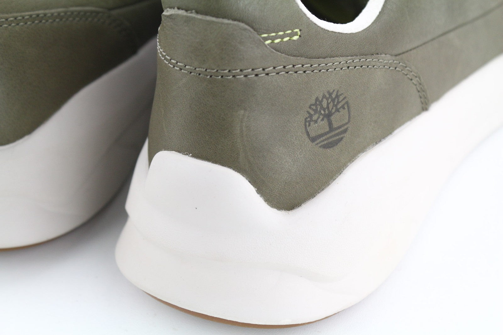 TIMBERLAND A2QAC Men's Sneakers EU42 UK8.5 Green Stride Low Top Leather Lace Up