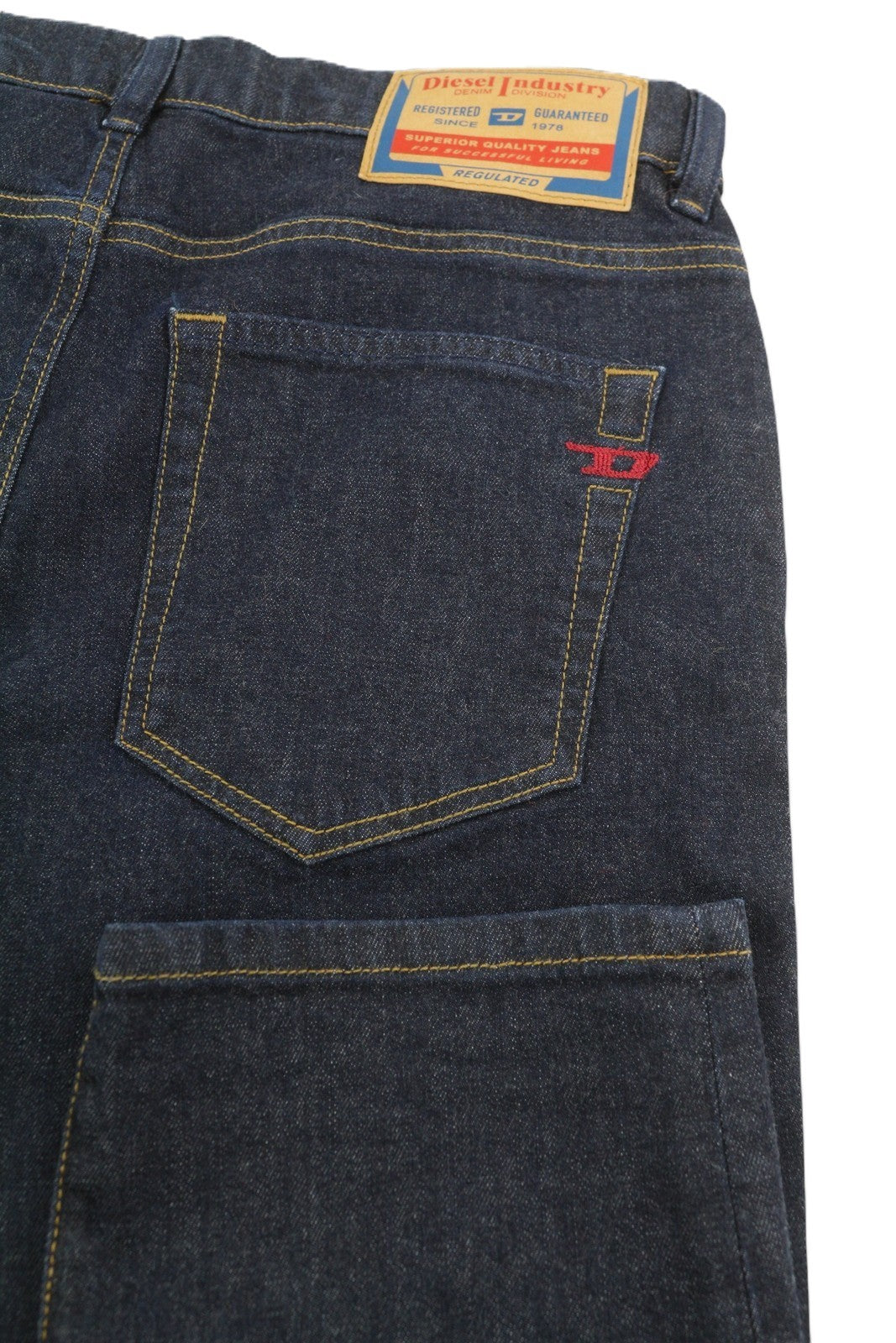 DIESEL 2020 D-Viker RM040 Men Jeans W31/L30 Dark Blue Stretch Straight Button