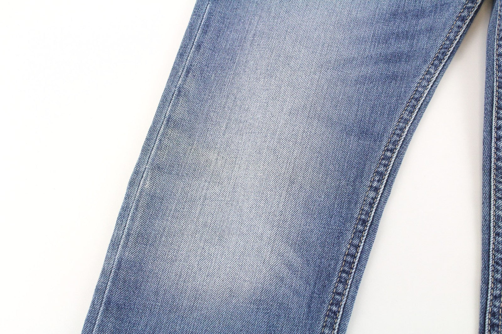 DIESEL Tepphar 0842H vyriški džinsai W26/L30 Slim Carrot Fit tamprūs mėlyni su sagomis 