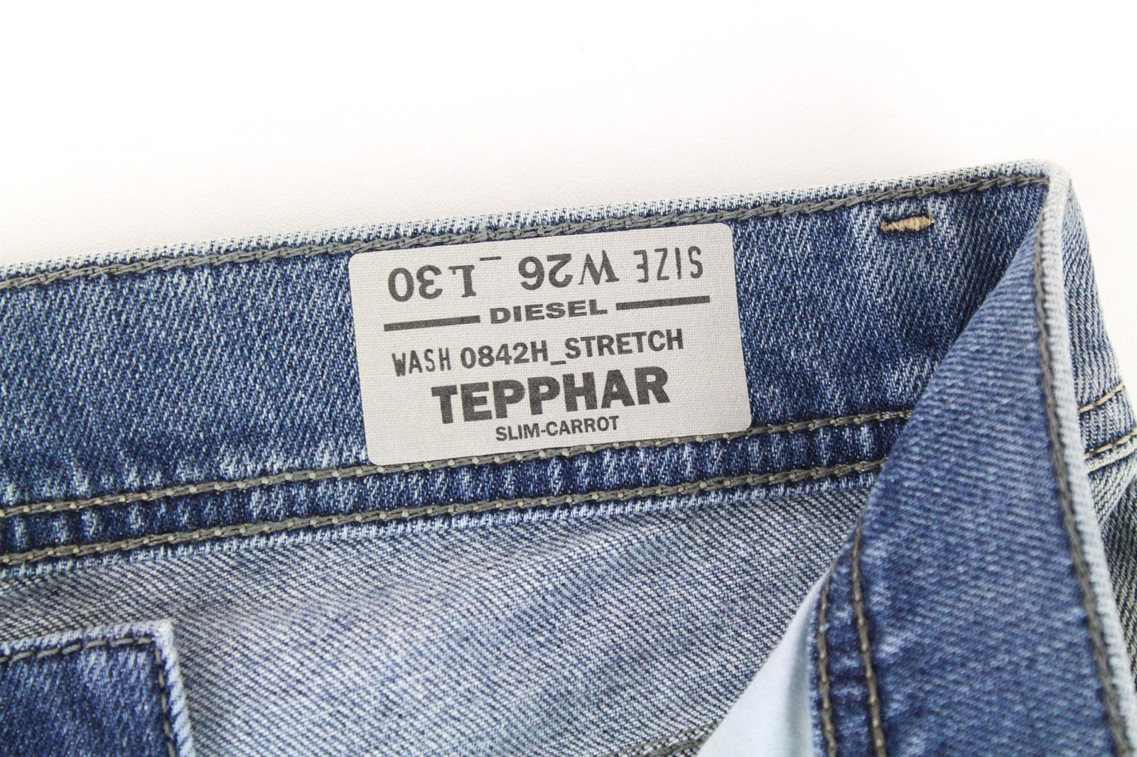 DIESEL Tepphar 0842H vyriški džinsai W26/L30 Slim Carrot Fit tamprūs mėlyni su sagomis 