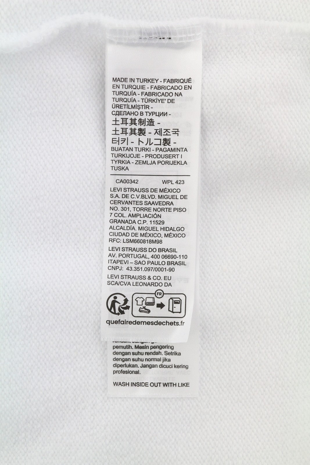 LEVI'S Standard Fit Men Sweatshirt M White Crew Neck Front Logo Cotton Pullover