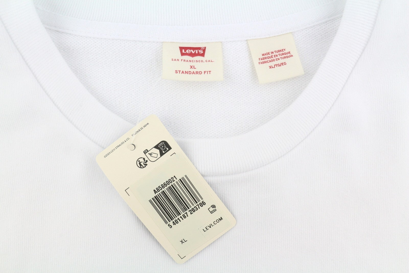LEVI'S Standard Fit Men Sweatshirt XL White Crew Neck Front Logo Cotton Pullover