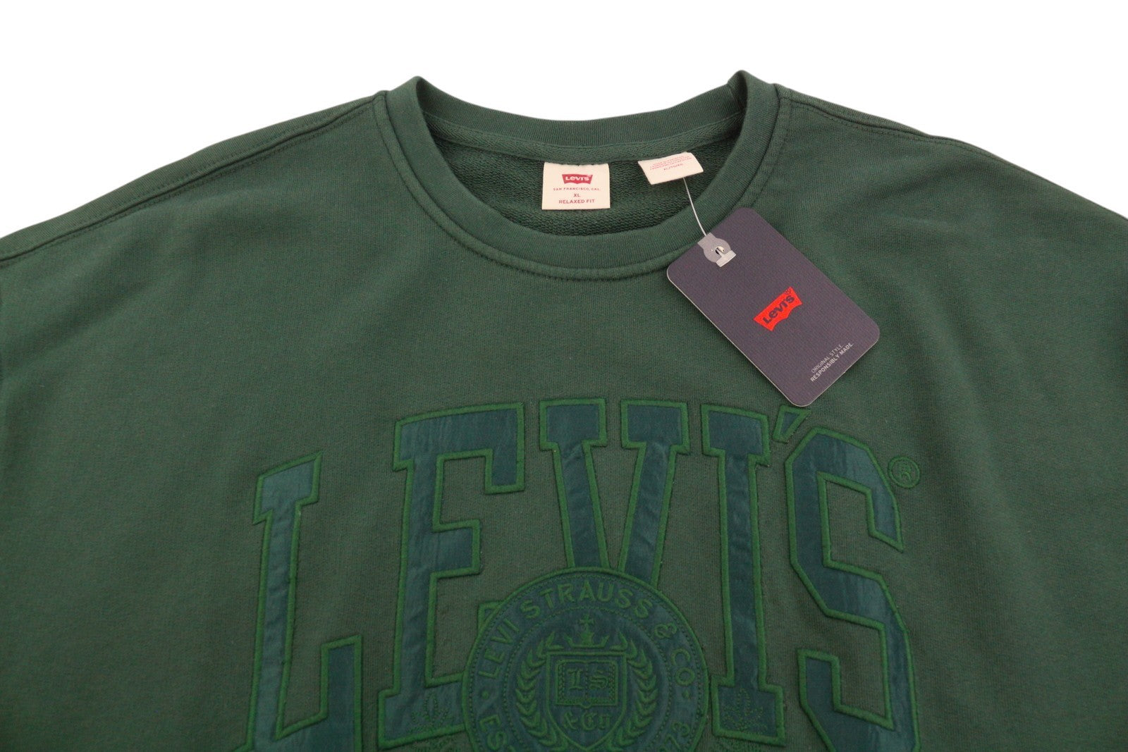 LEVI'S Relaxed Fit Men Sweatshirt XL Green Crew Neck Embroidered Logo Pullover