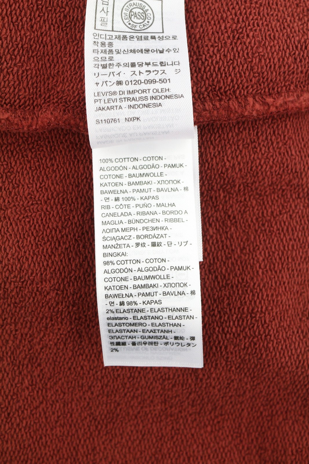 LEVI'S Standard Fit Men Sweatshirt 2XL Red Crew Neck Front Logo Cotton Pullover