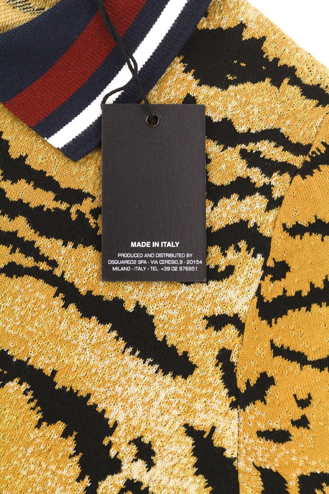 DSQUARED2 moteriška geltonai ruda S dydžio trumpa suknelė su gyvūnų raštu ir apykakle 