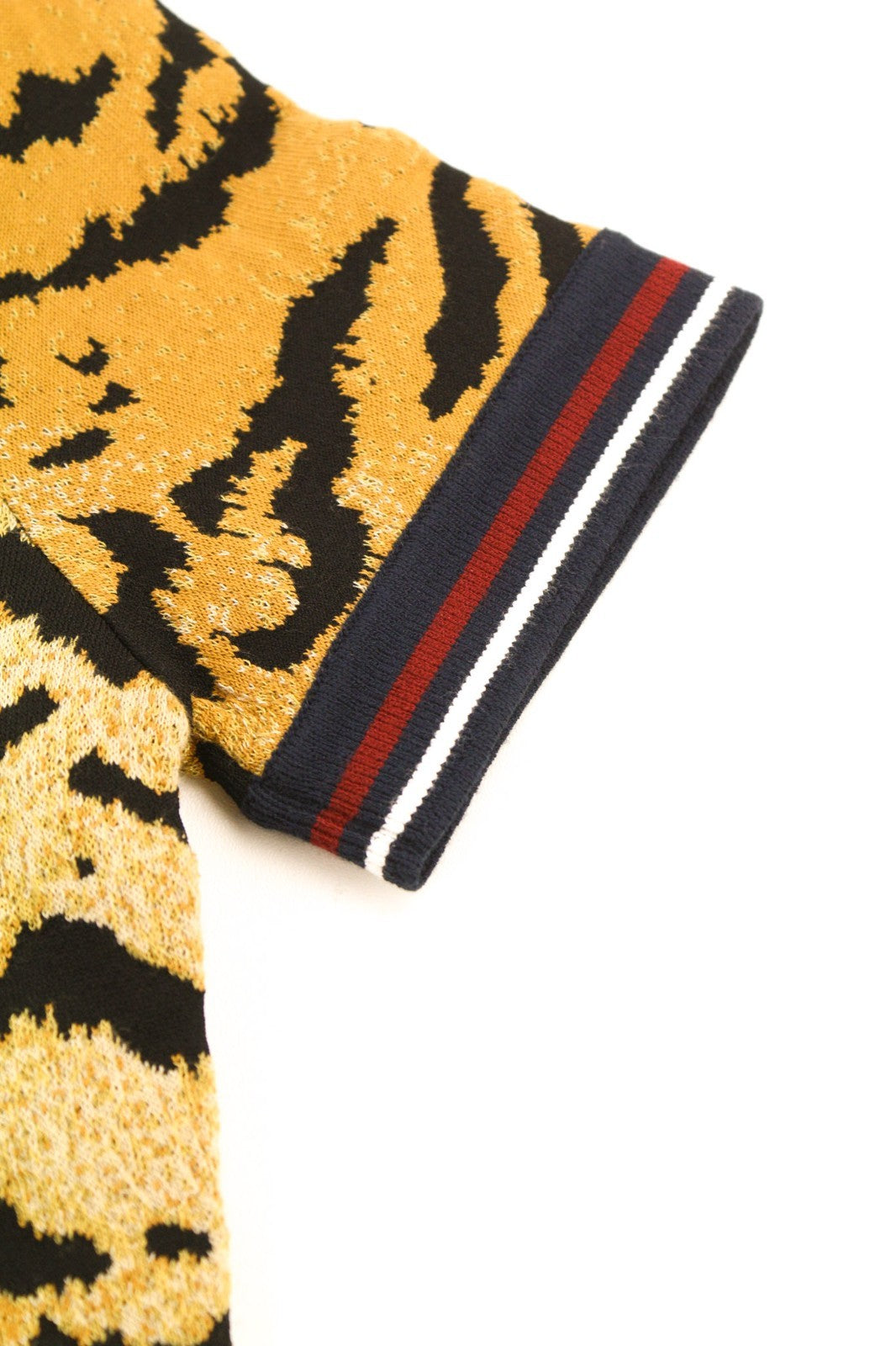 DSQUARED2 moteriška geltonai ruda S dydžio trumpa suknelė su gyvūnų raštu ir apykakle 