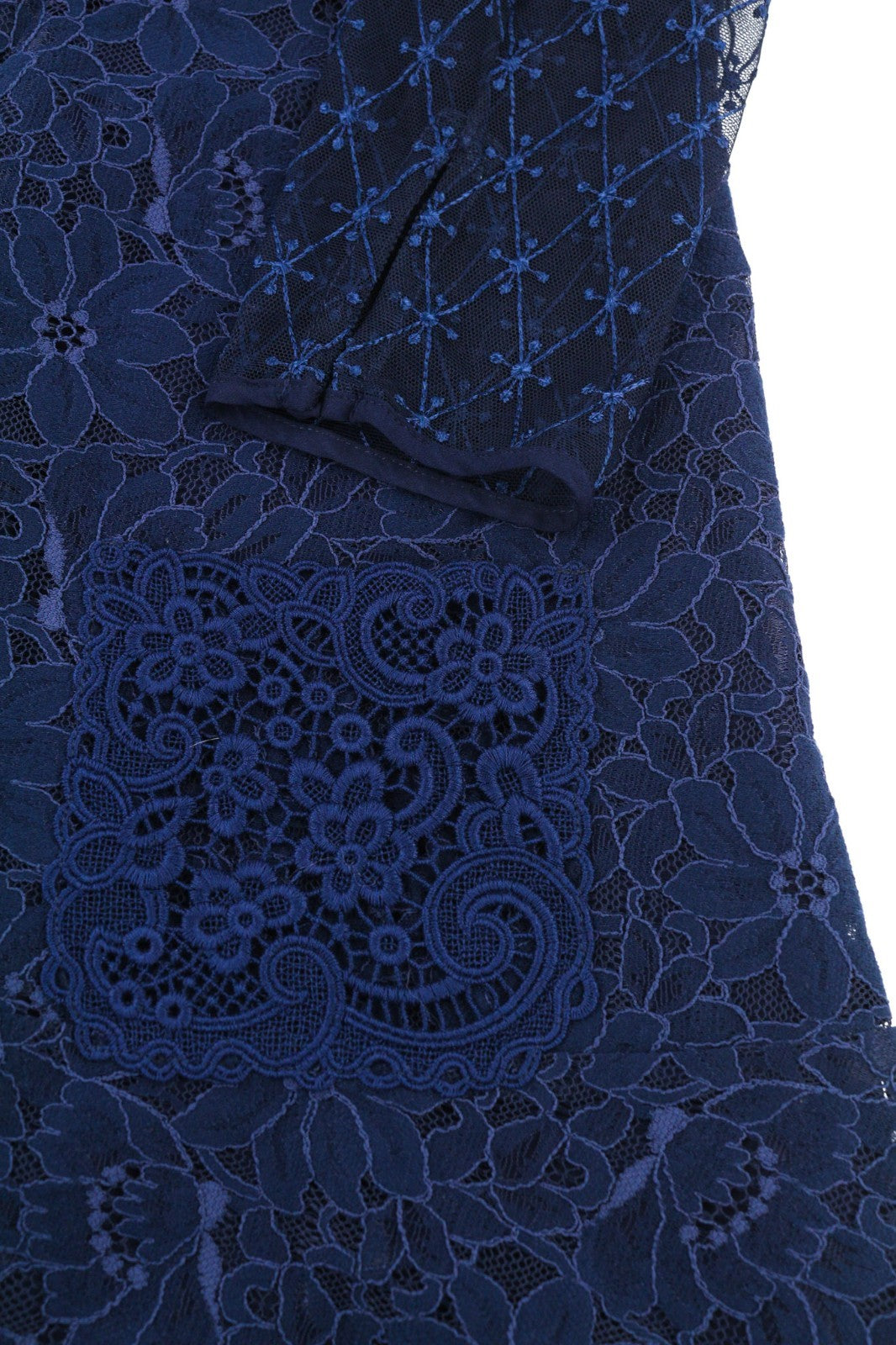 SANDRO moteriška 40 dydžio tamsiai mėlyna suknelė su nėriniuota nugara, užtrauktuku ilgomis rankovėmis, pamušalu 