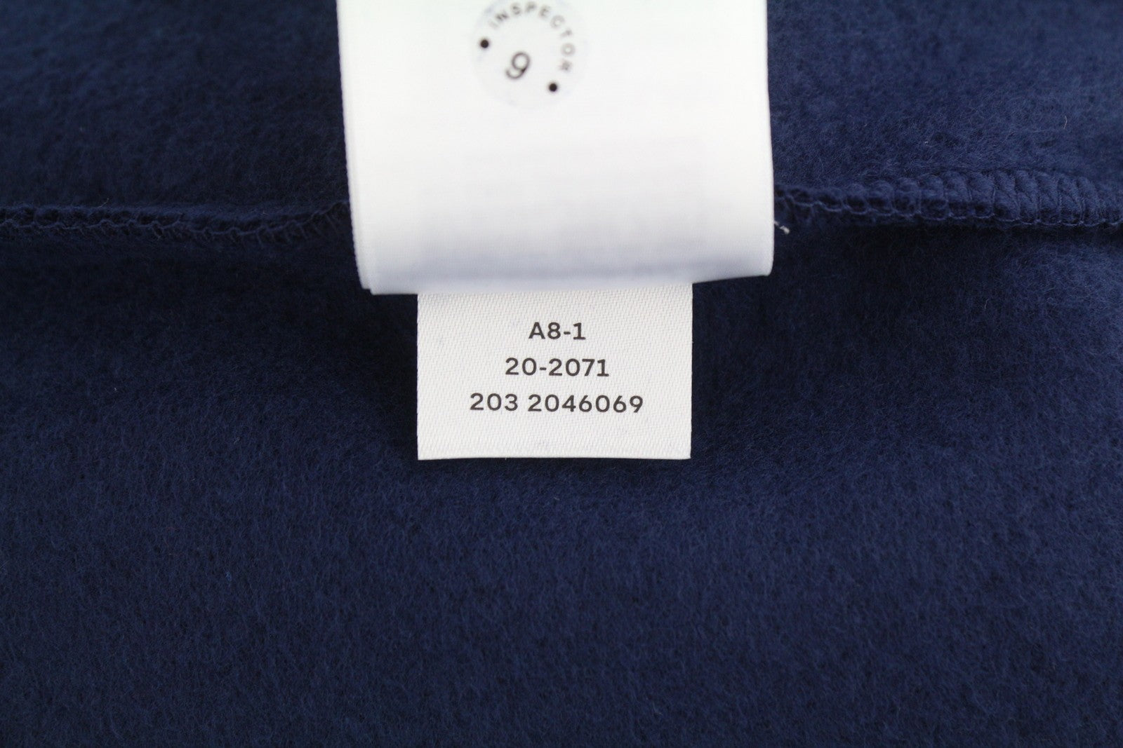 GANT Sport C-Neck Men Sweatshirt M Classic Blue Front Logo Long Sleeve Pullover