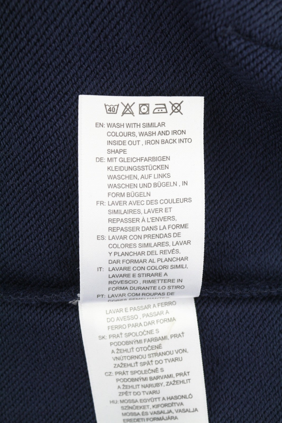 GANT NH Full Zip moteriškas džemperis su gobtuvu, L dydžio, vakarinės mėlynos spalvos, su kišenėmis priekyje, logotipu ir raišteliais. 